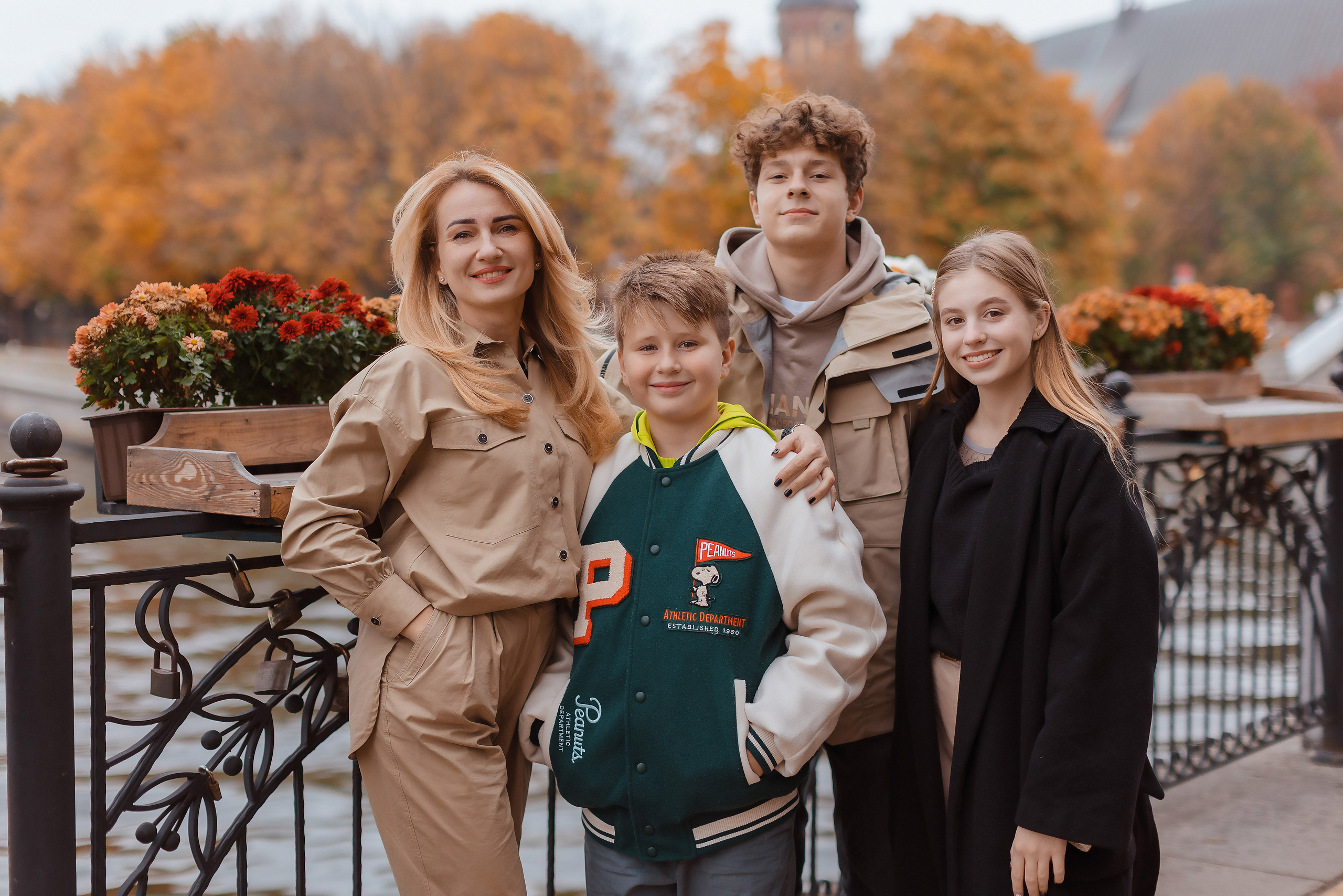 Семейная, золотая осень. Фотограф в Калининграде свадебная фотография, репортажная, фотосессии