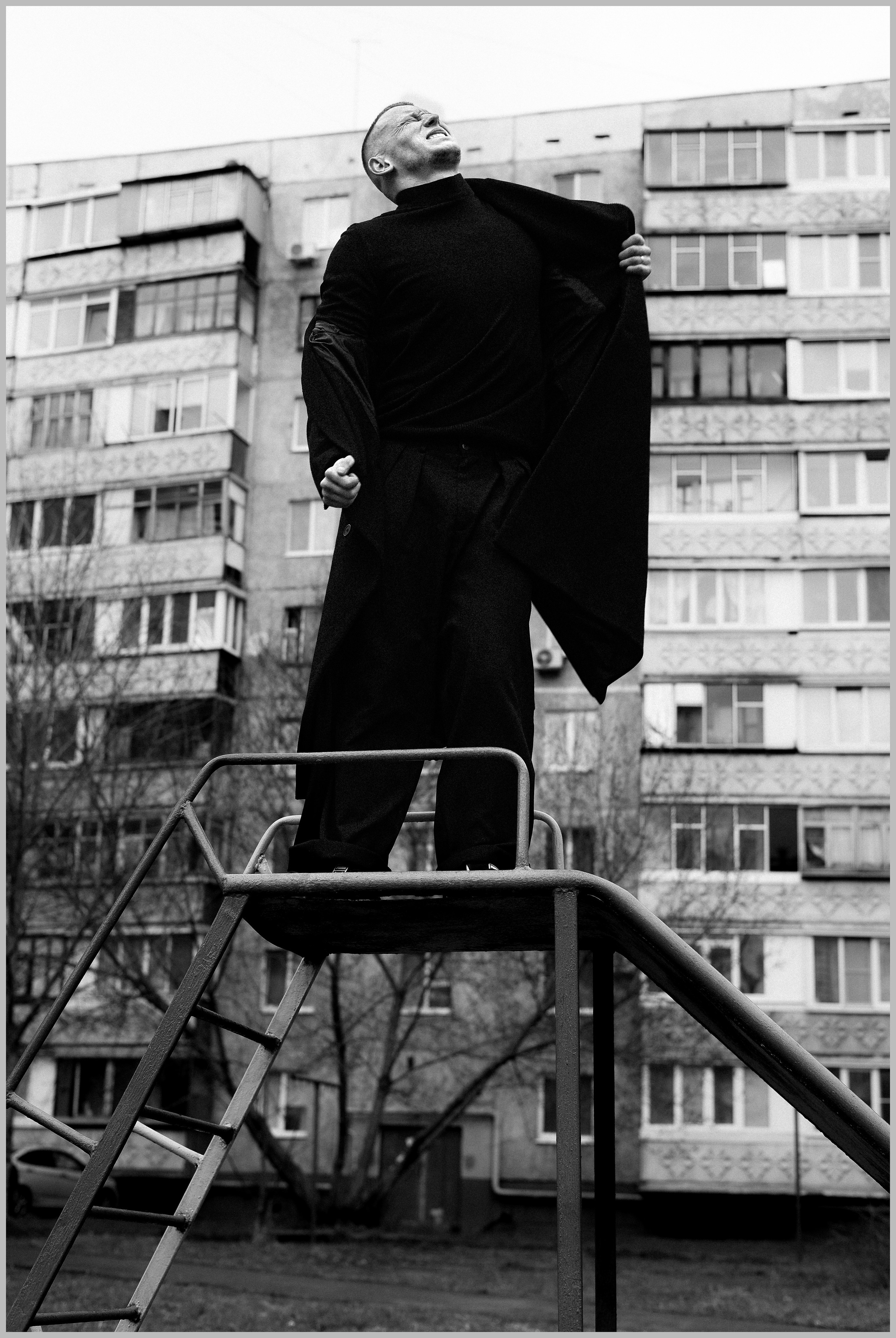 Евгений. Портретный фотограф в Орле. Готовые фото за 3 дня! Помощь в позировании. Советы по организации