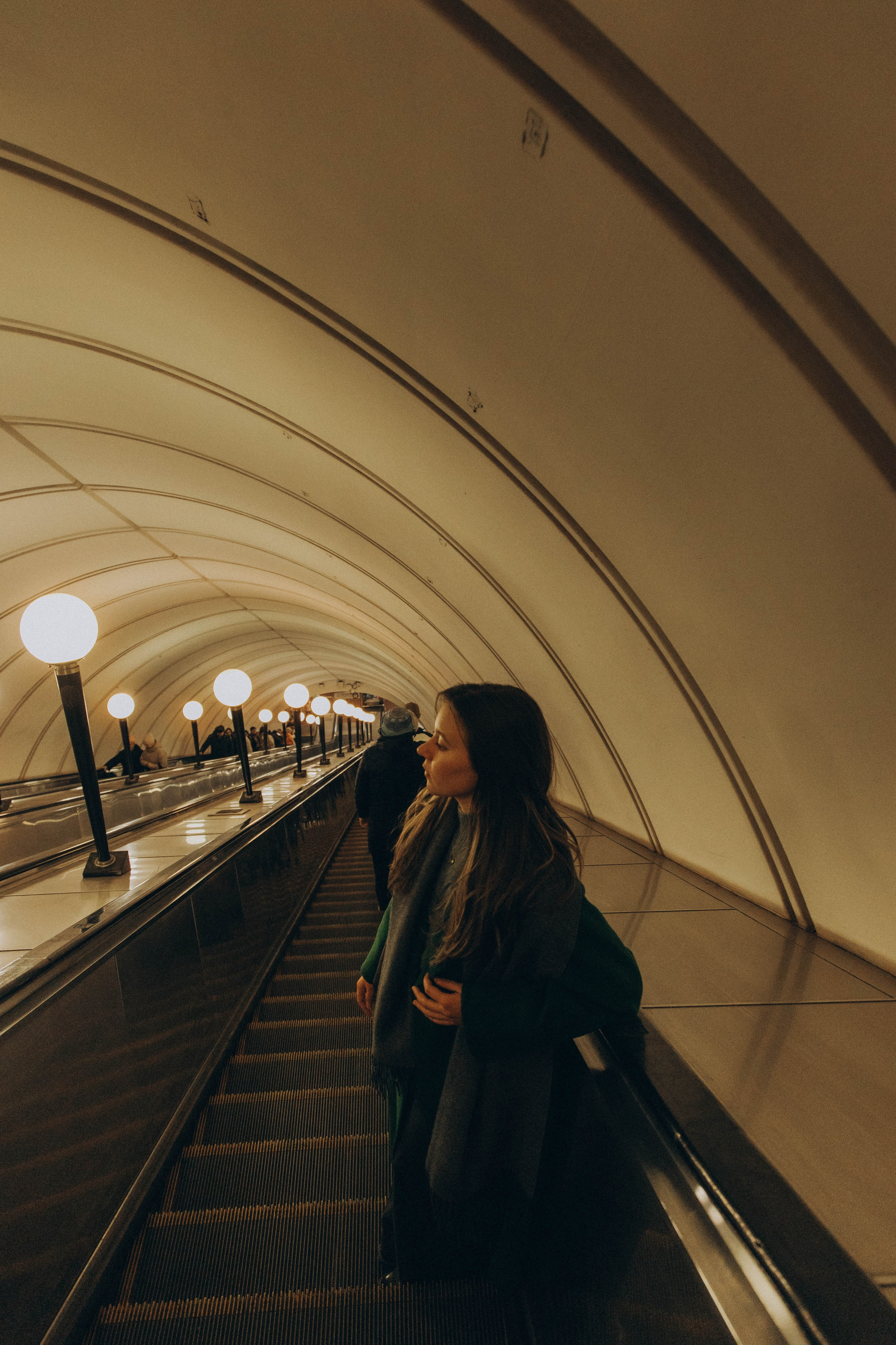 Мария прогулка в центре. Фотограф lifestylе в Москве Пшеничная Анастасия