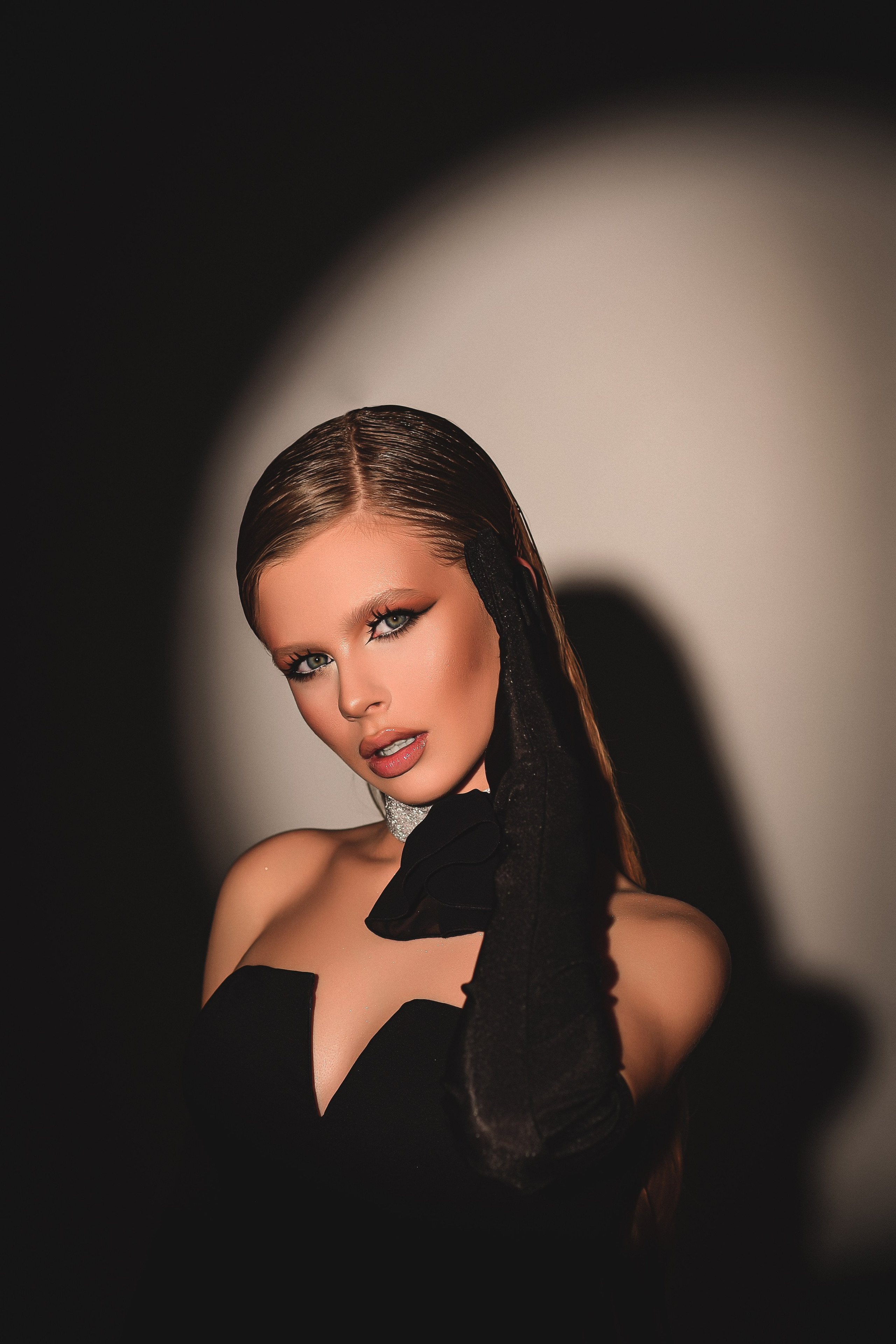 Фоновая студия. Семейный и свадебный фотограф в Донецке Донская Анастасия