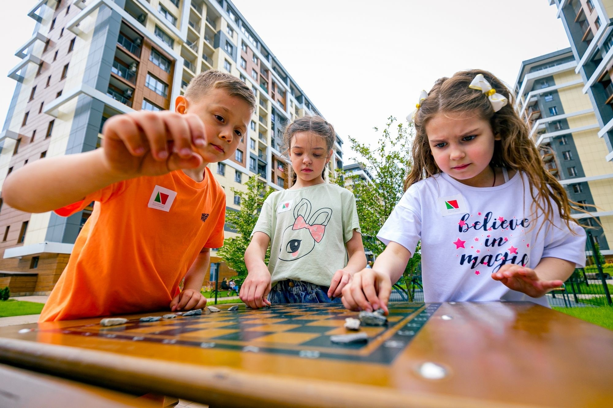 Детский фотограф на Алтае. Детский фотограф Горно-Алтайск. съёмка для контента. репортаж. репортажный фотограф на Алтае . съёмка для контента на Алтае. съёмка для контента Горно-Алтайск. фотограф Яков Рослин. репортажный фотограф Горно-Алтайск.
