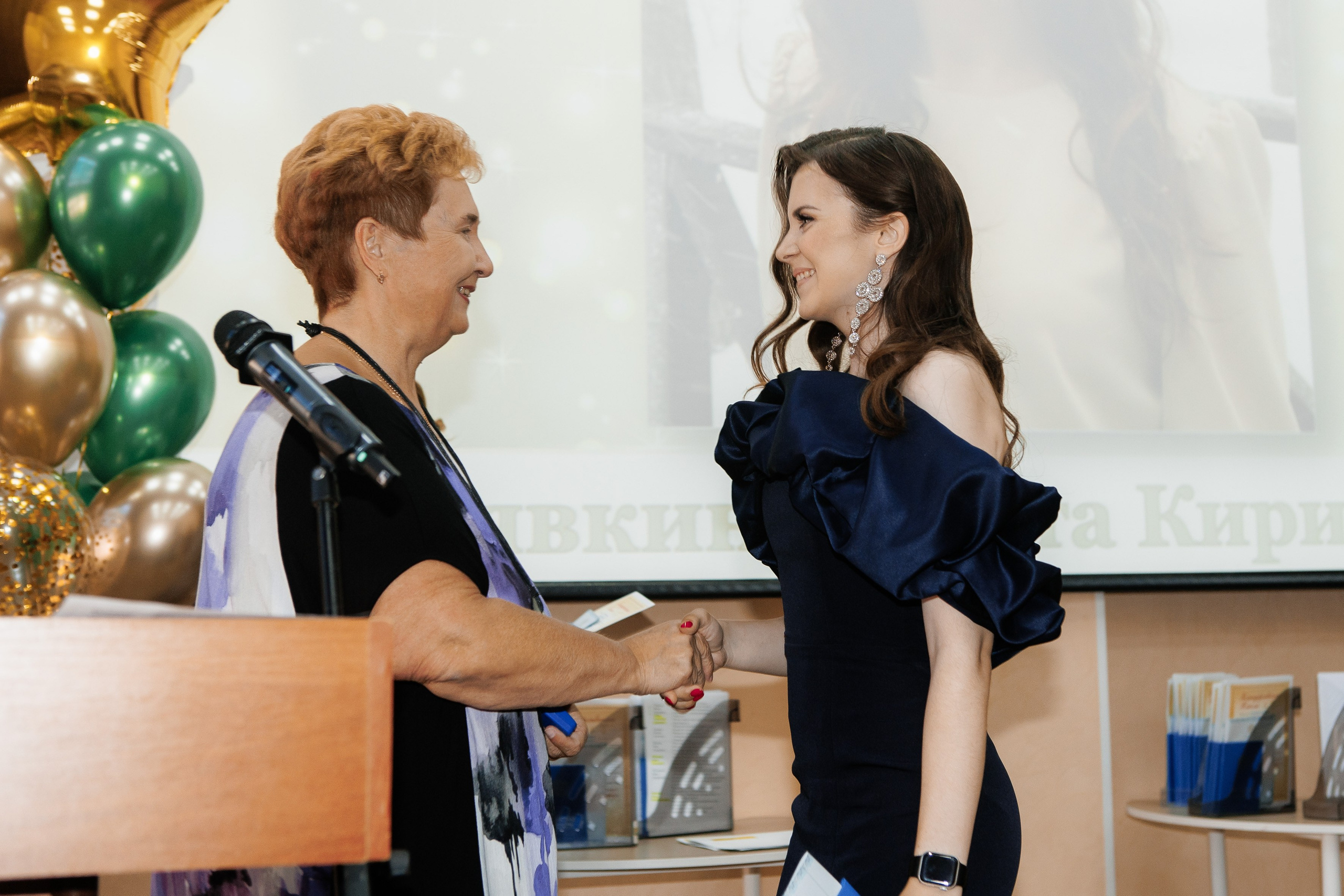 Выпускной Гимназия 12 2024 г. Свадебный и портретный Фотограф в Липецке Дмитрий Котюков