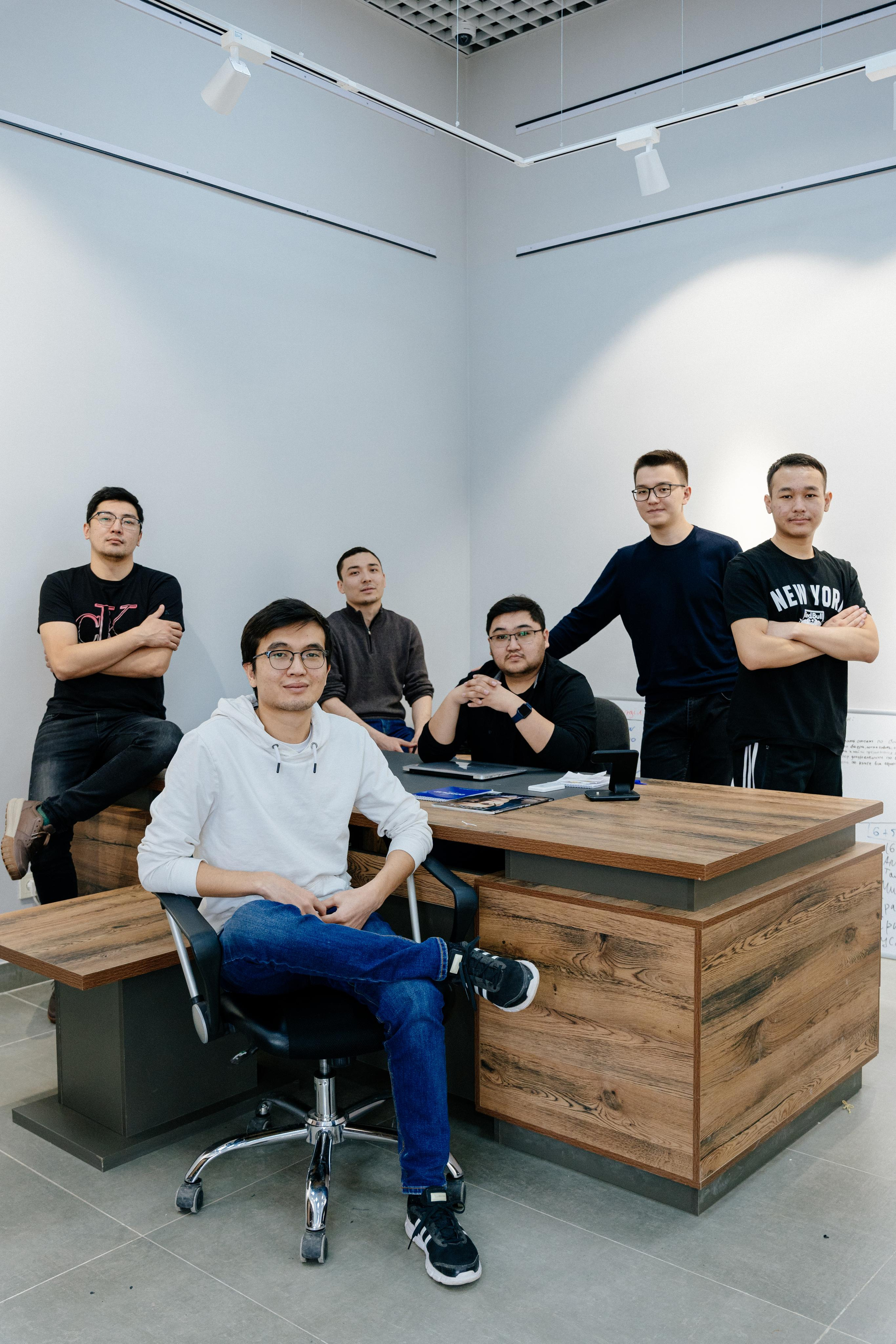 Стартапы в IT. Репортажный фотограф в Астане — Диана Калтаева, портретный фотограф