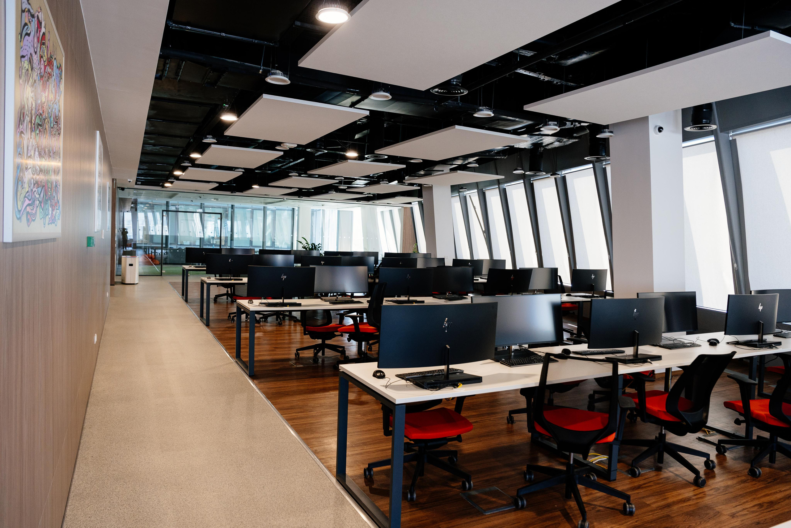 Стартапы в IT. Репортажный фотограф в Астане — Диана Калтаева, портретный фотограф