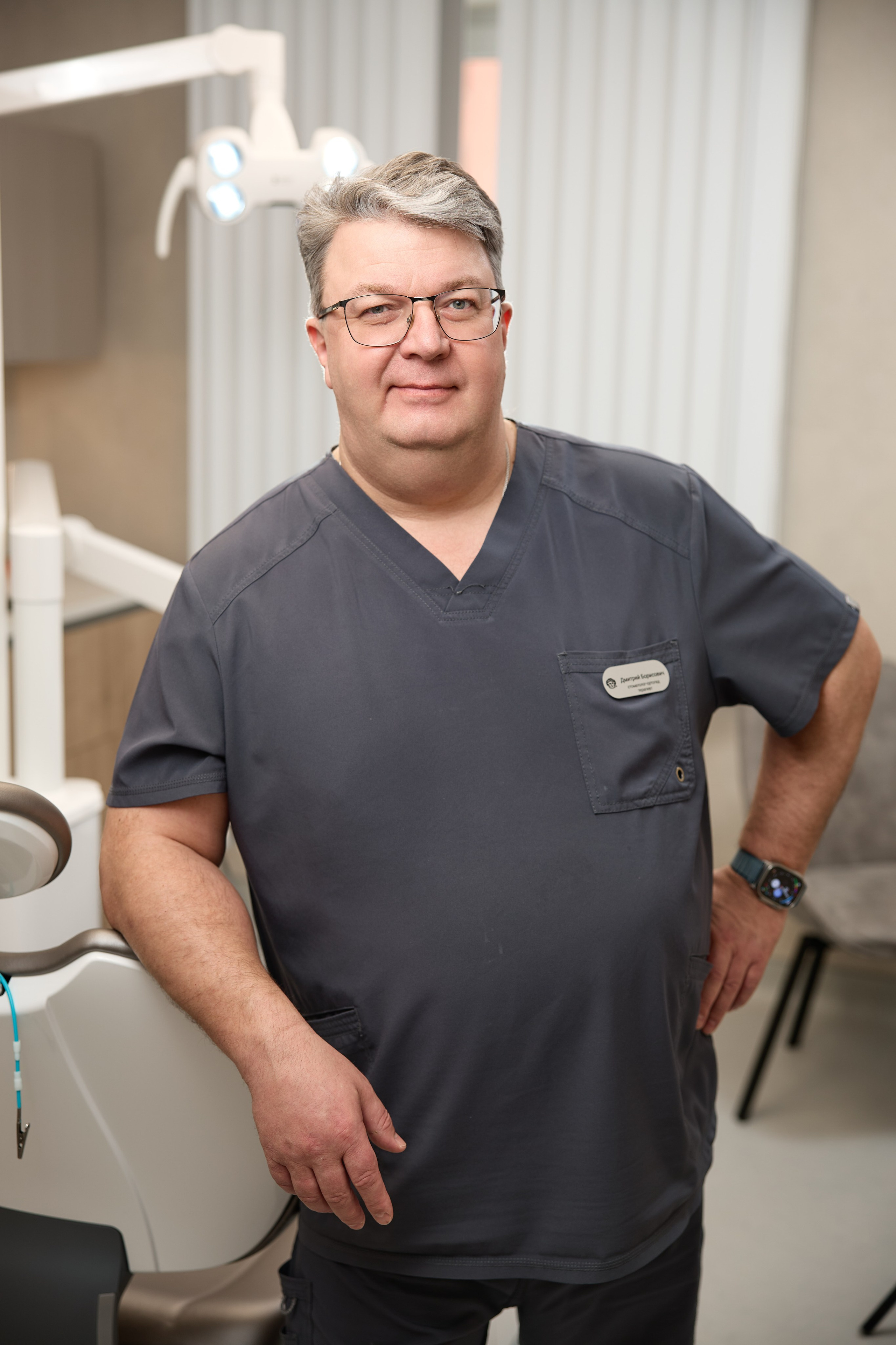 Фотосессия стоматологии Шустовы в Екатеринбурге. Фотограф для бизнеса Константин Брусницын в Екатеринбурге