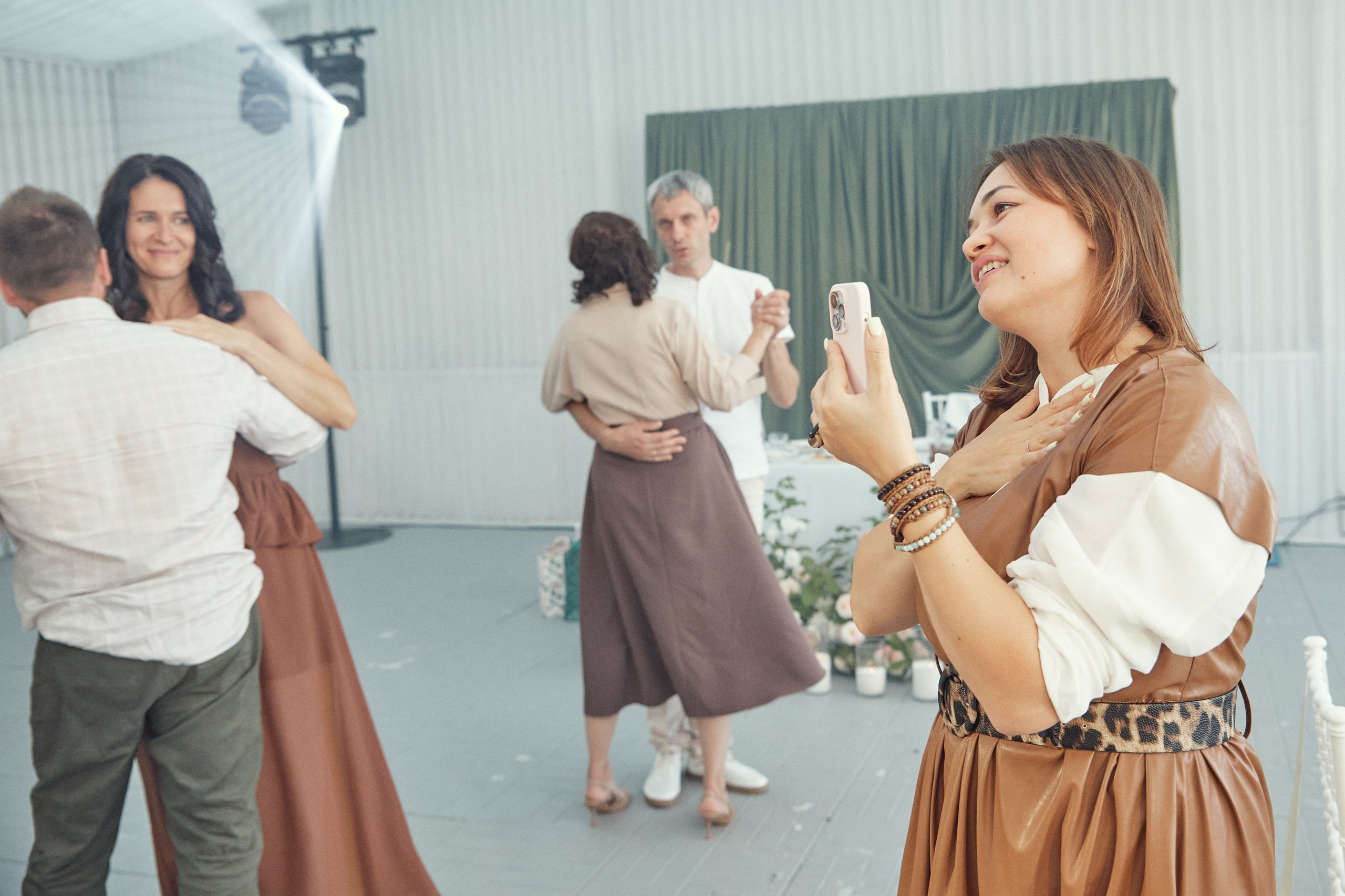 Счастье здесь. Свадебный фотограф Антон Артюшин. Работаю в Нижнем Новгороде и Москве