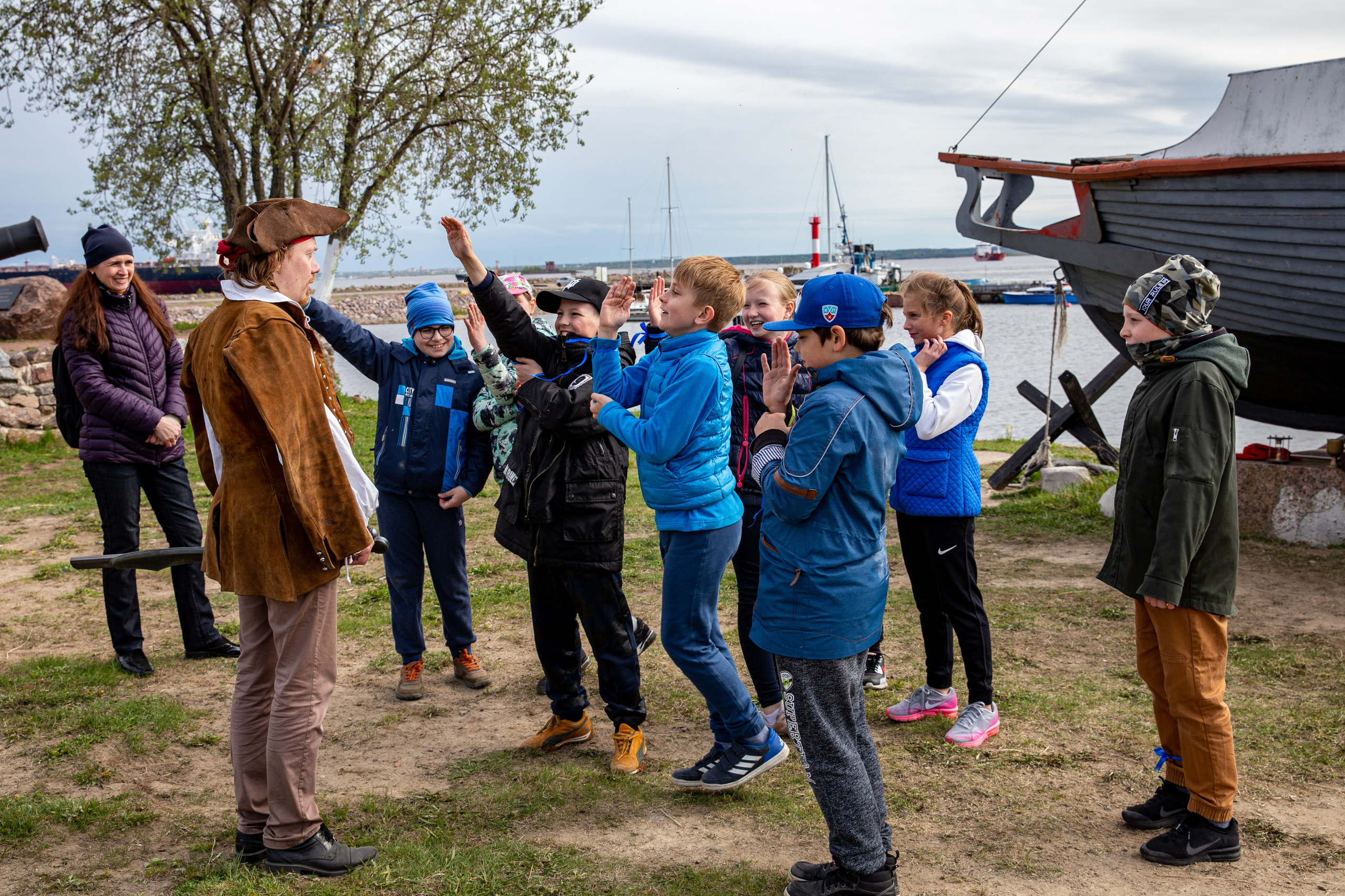 Выпускной 4 класс. Форд Боярд. Фотограф в Санкт-Петербурге Закута Ольга