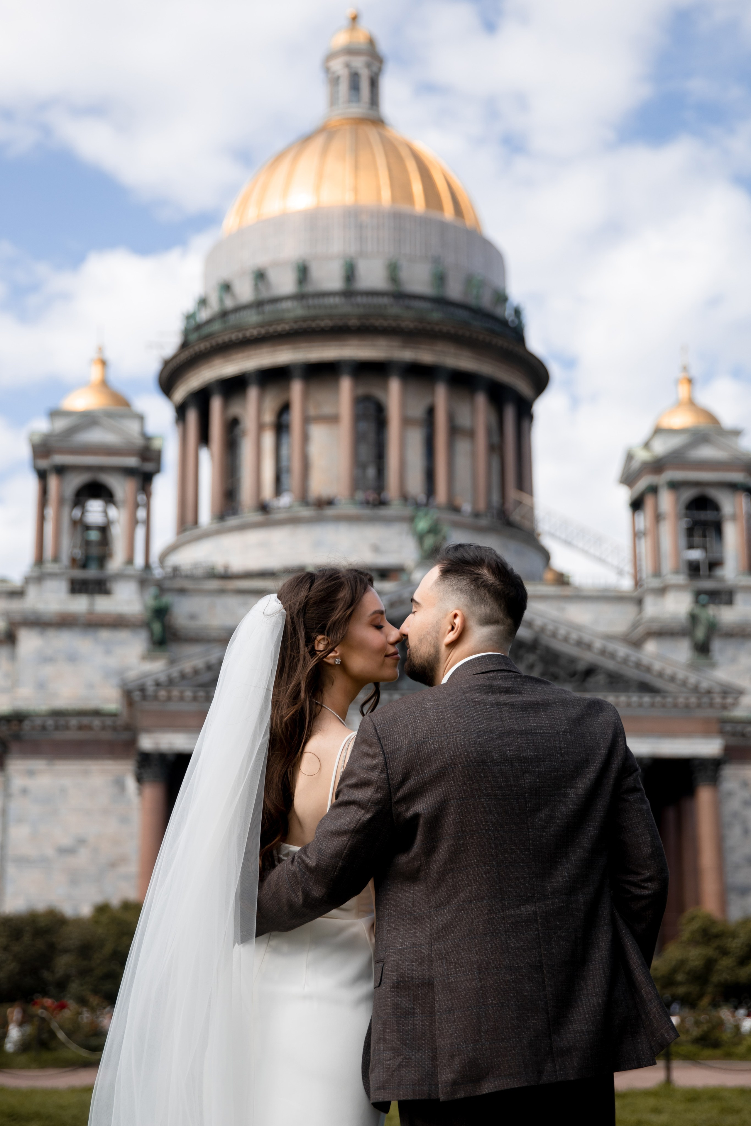 Анна и Александр / Прогулка + ЗАГС. Свадебный и семейный фотограф в Москве Диана Левченко