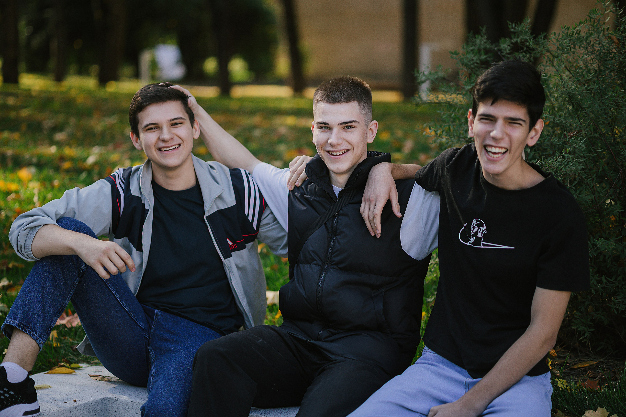 Осенняя фотосессия для выпускников 11 классов Москва. Выпускные альбомы в Серпухове