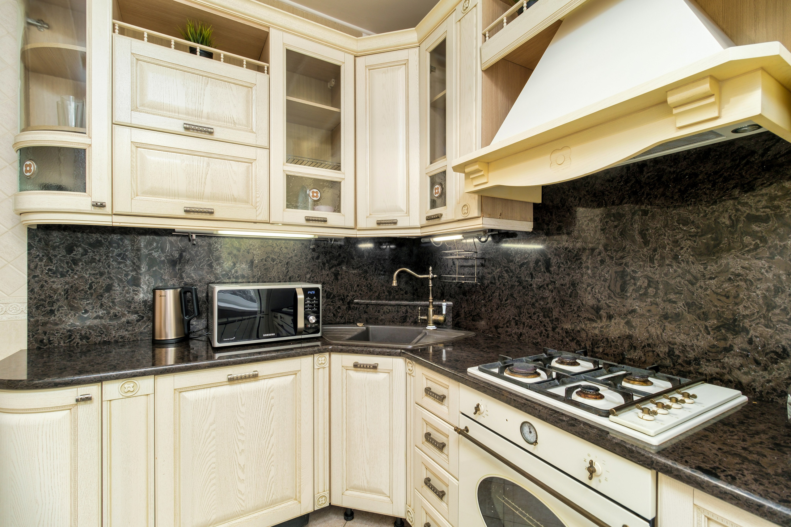 Трёхкомнатная квартира, пр-кт Гагарина