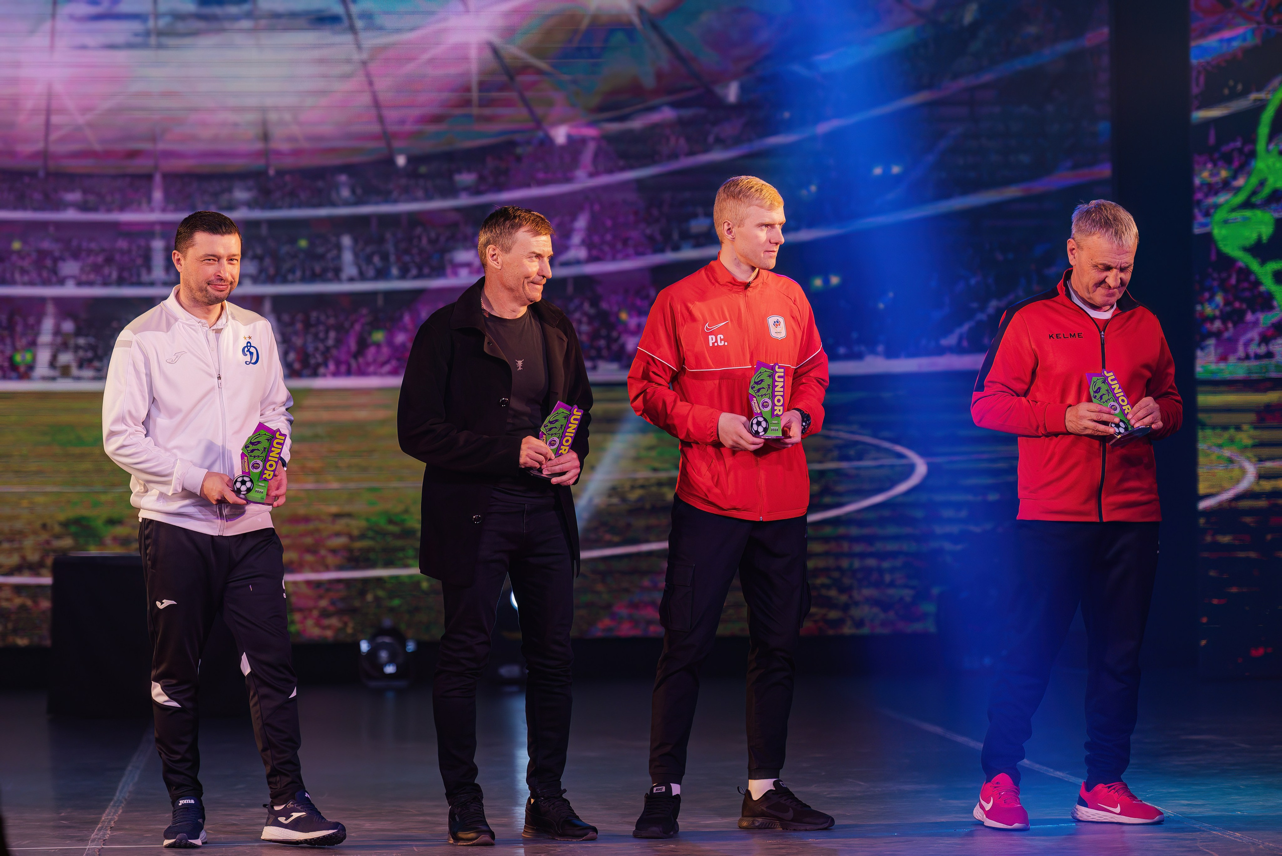 ЛИГА.БРО: JUNIOR 23/24. Свадебный и репортажный фотограф Никита Сницарев в Барнауле