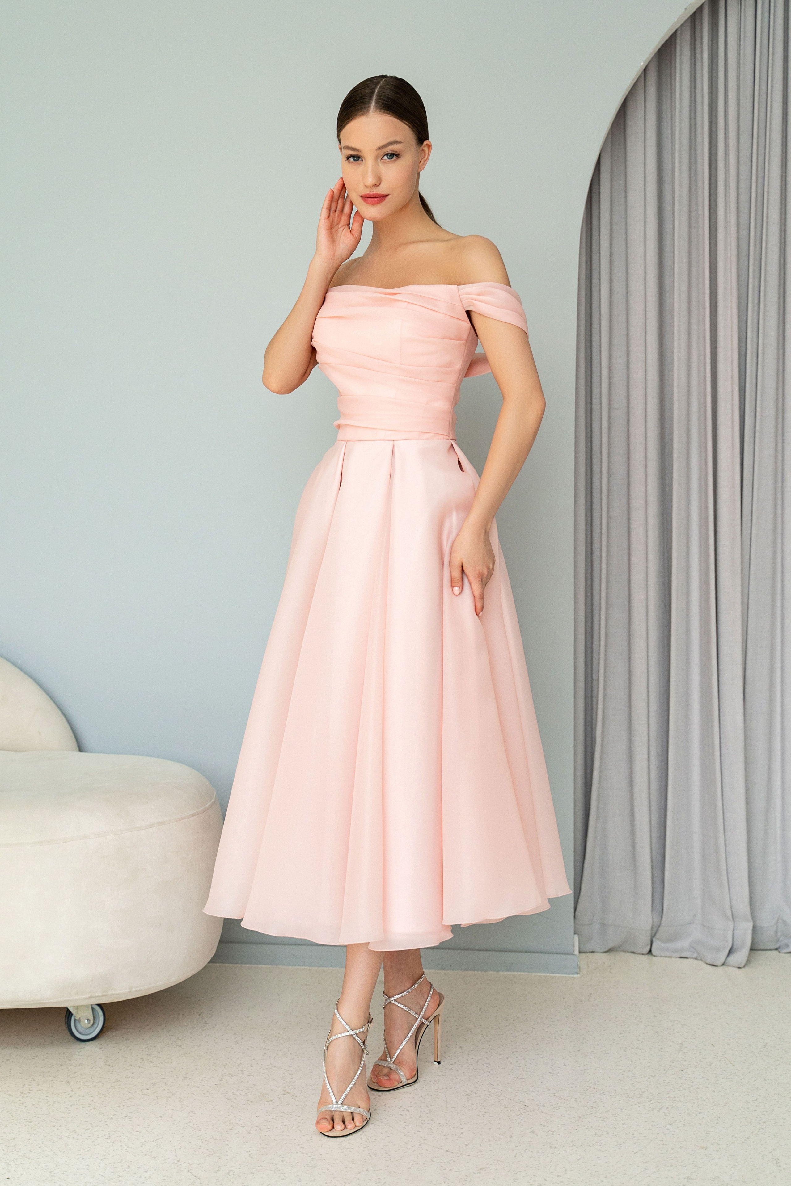 Съемка вечерних платьев NOLLA с Анастасией. Свадебный и портретный фотограф Клипа Максим