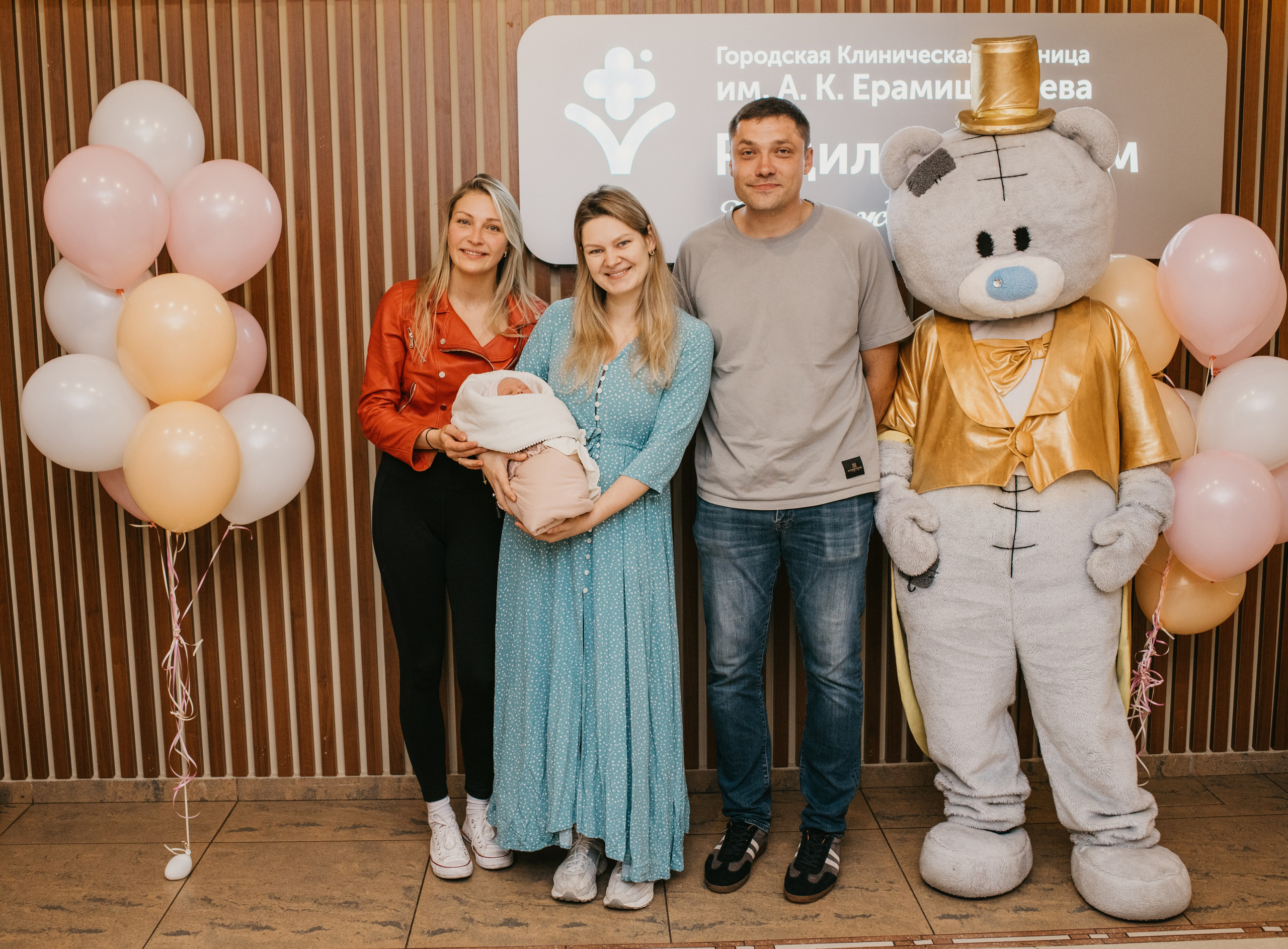 ВЫПИСКА МАЛЫШКИ. Фотограф на выписку из роддома в Москве и МО