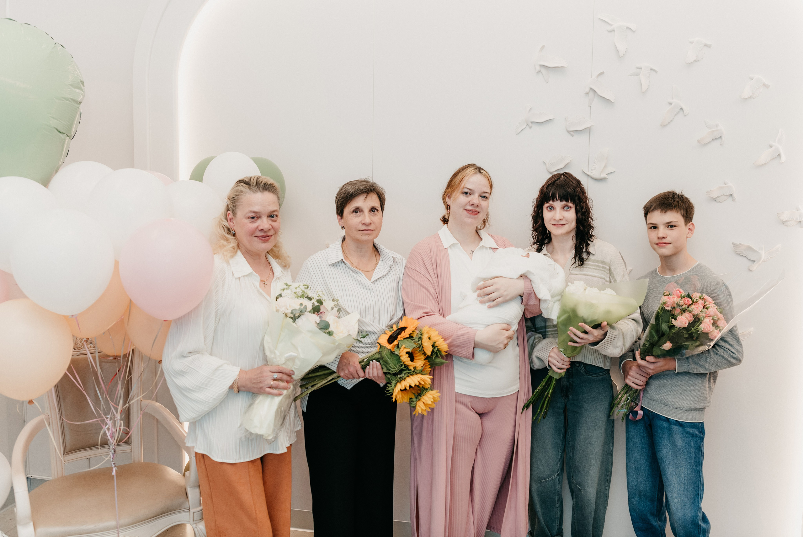 Выписка Юноны. Фотограф на выписку из роддома в Москве и МО