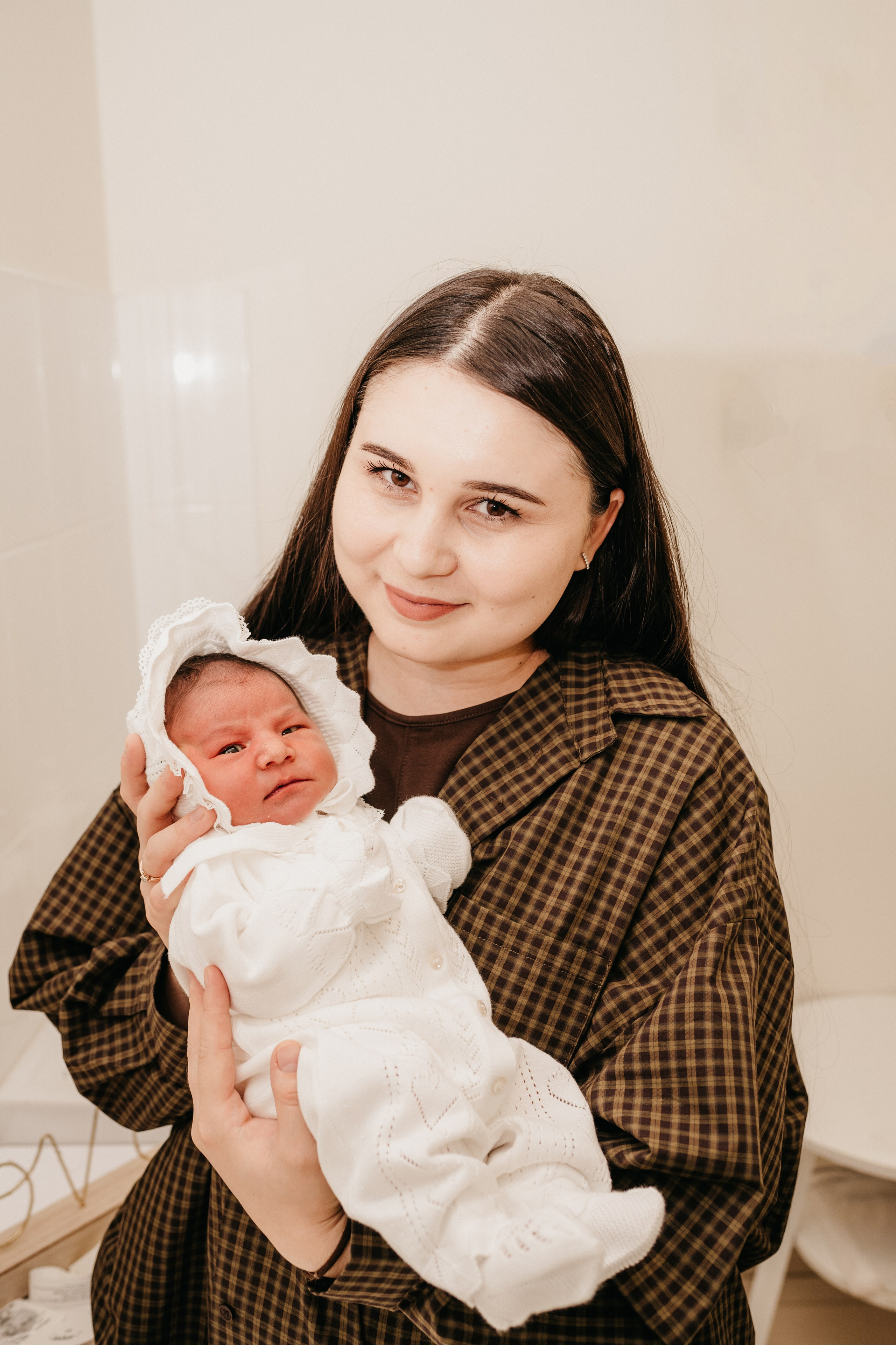 ВЫПИСКА АСМИРЫ. КРАСНОГОРСКИЙ РОДДОМ. Фотограф на выписку из роддома в Москве и МО