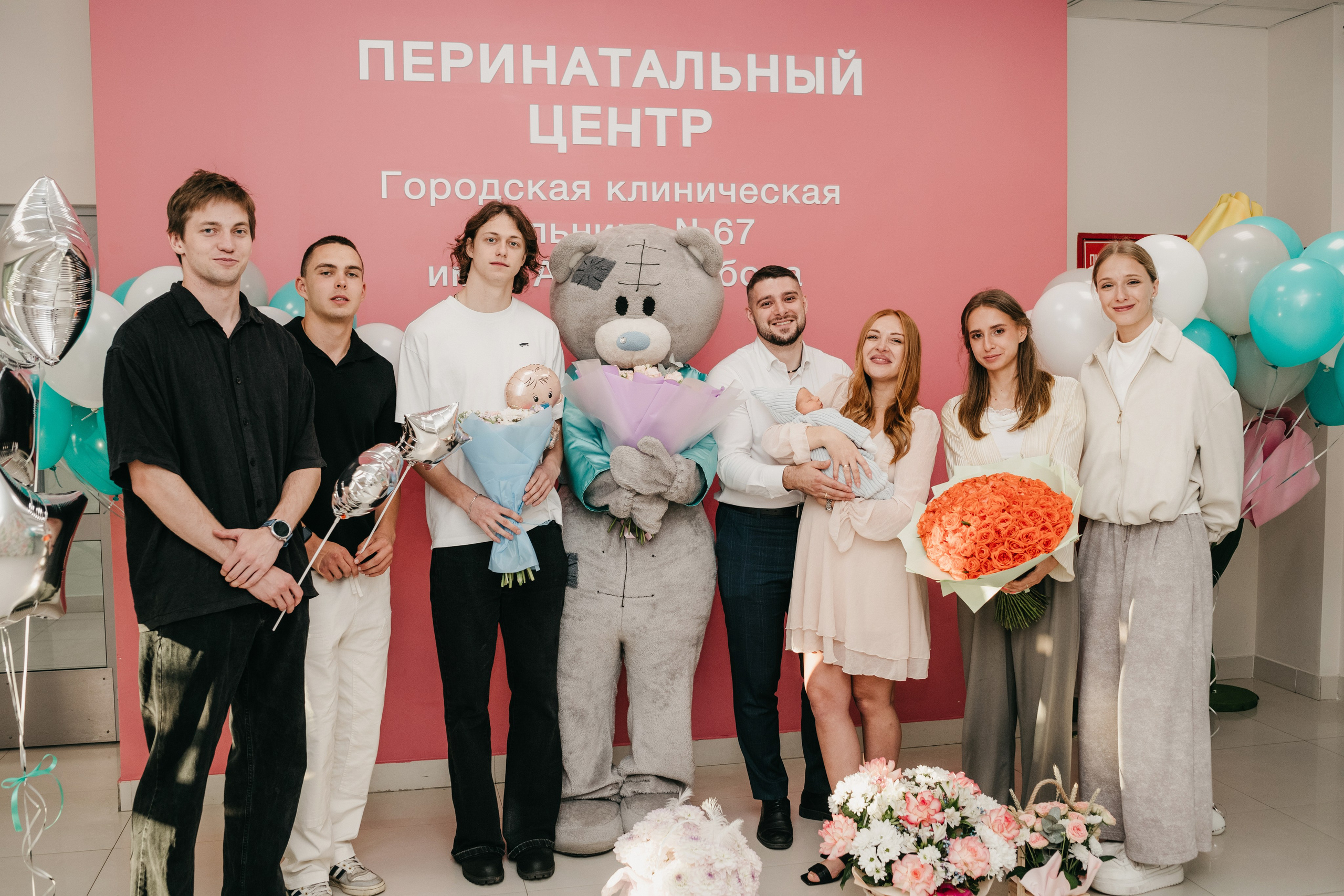 ВЫПИСКА МИРОНА. 67 РОДДОМ. Фотограф на выписку из роддома в Москве и МО
