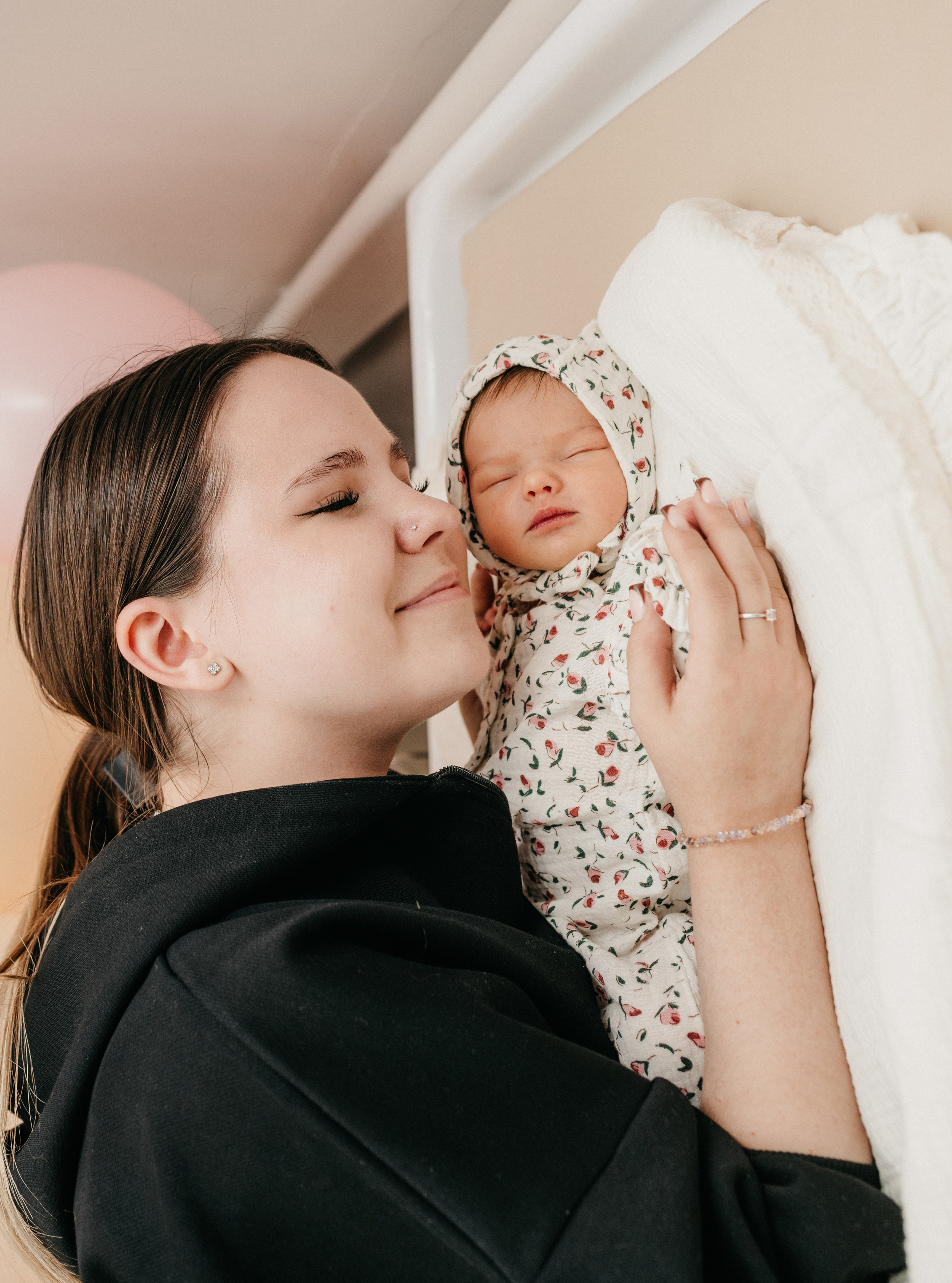 ВЫПИСКА ВАСИЛИСЫ. Фотограф на выписку из роддома в Москве и МО