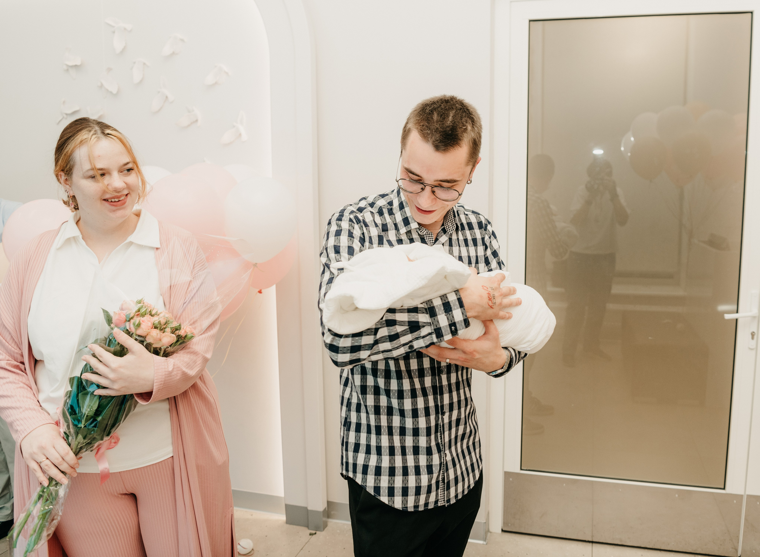 Выписка Юноны. Фотограф на выписку из роддома в Москве и МО