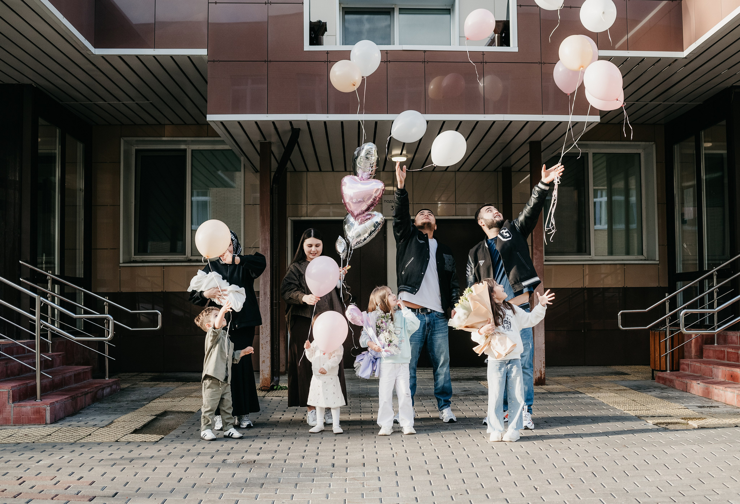 ВЫПИСКА АСМИРЫ. КРАСНОГОРСКИЙ РОДДОМ. Фотограф на выписку из роддома в Москве и МО
