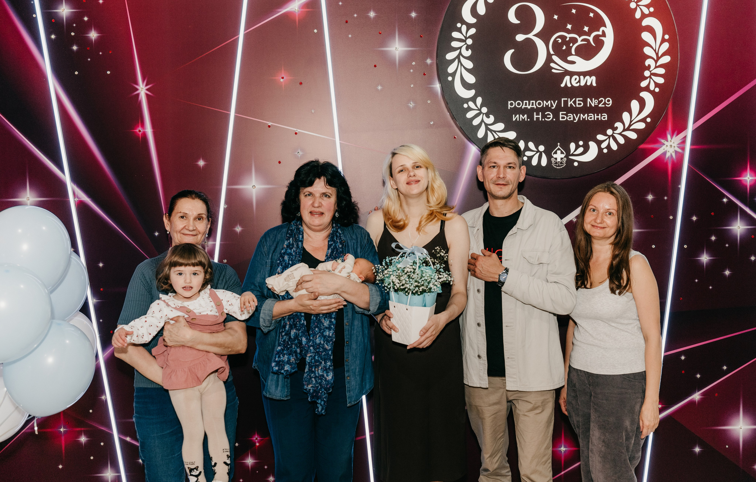 ВЫПИСКА НИКИТЫ.29 РОДДОМ. Фотограф на выписку из роддома в Москве и МО