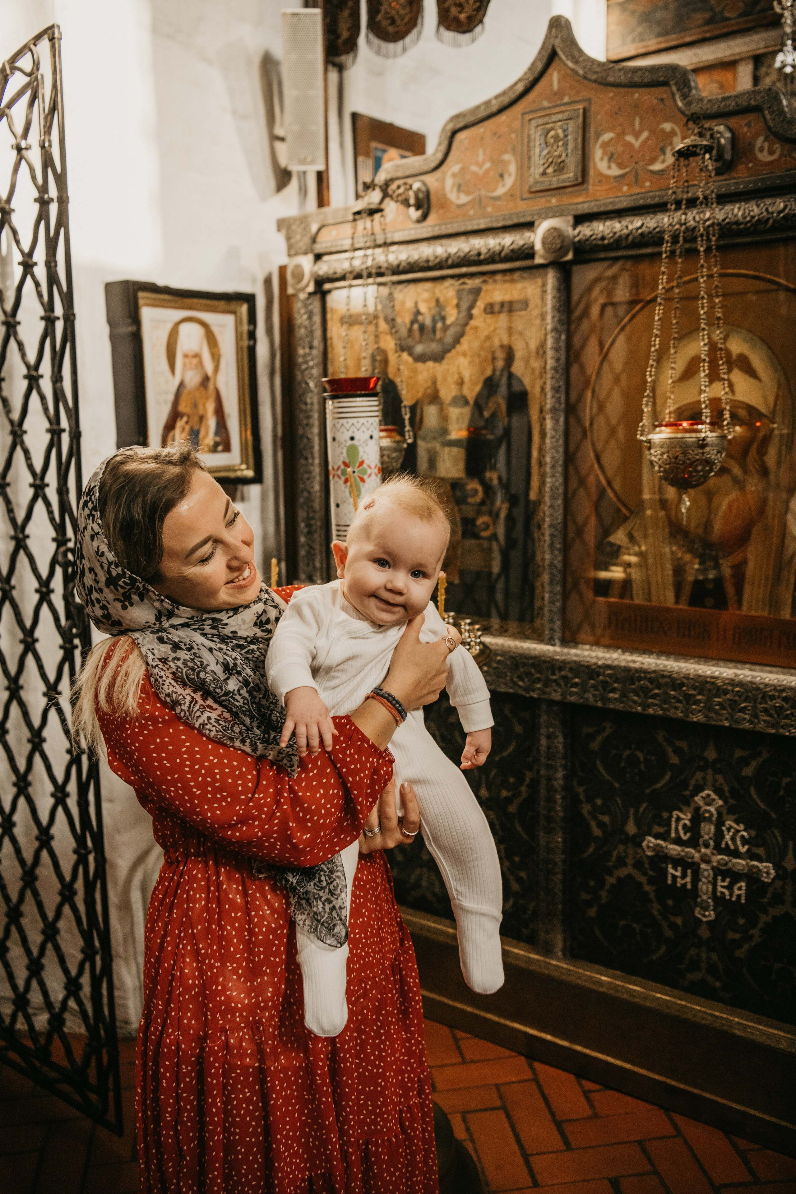 КРЕЩЕНИЕ ЕКАТЕРИНЫ. Фотограф на выписку из роддома в Москве и МО