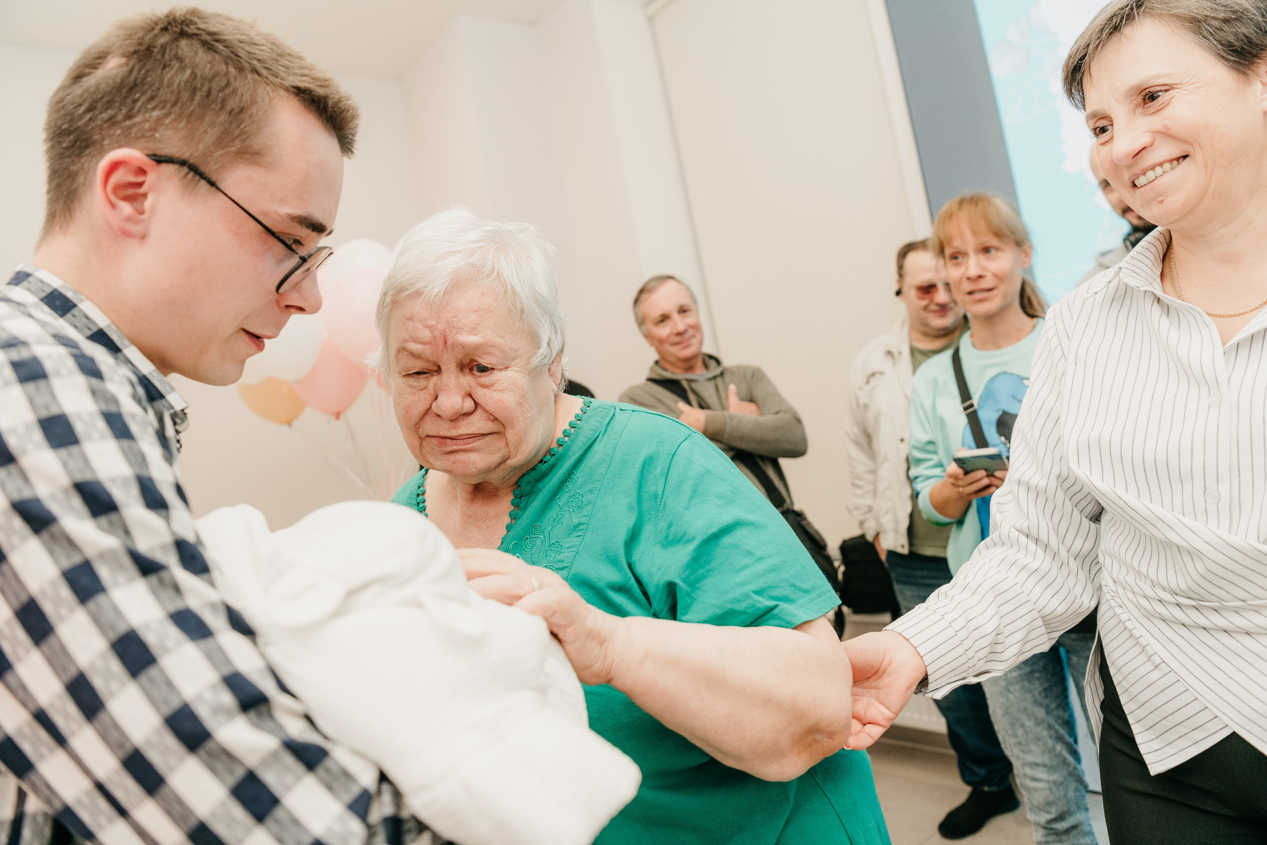 Выписка Юноны. Фотограф на выписку из роддома в Москве и МО