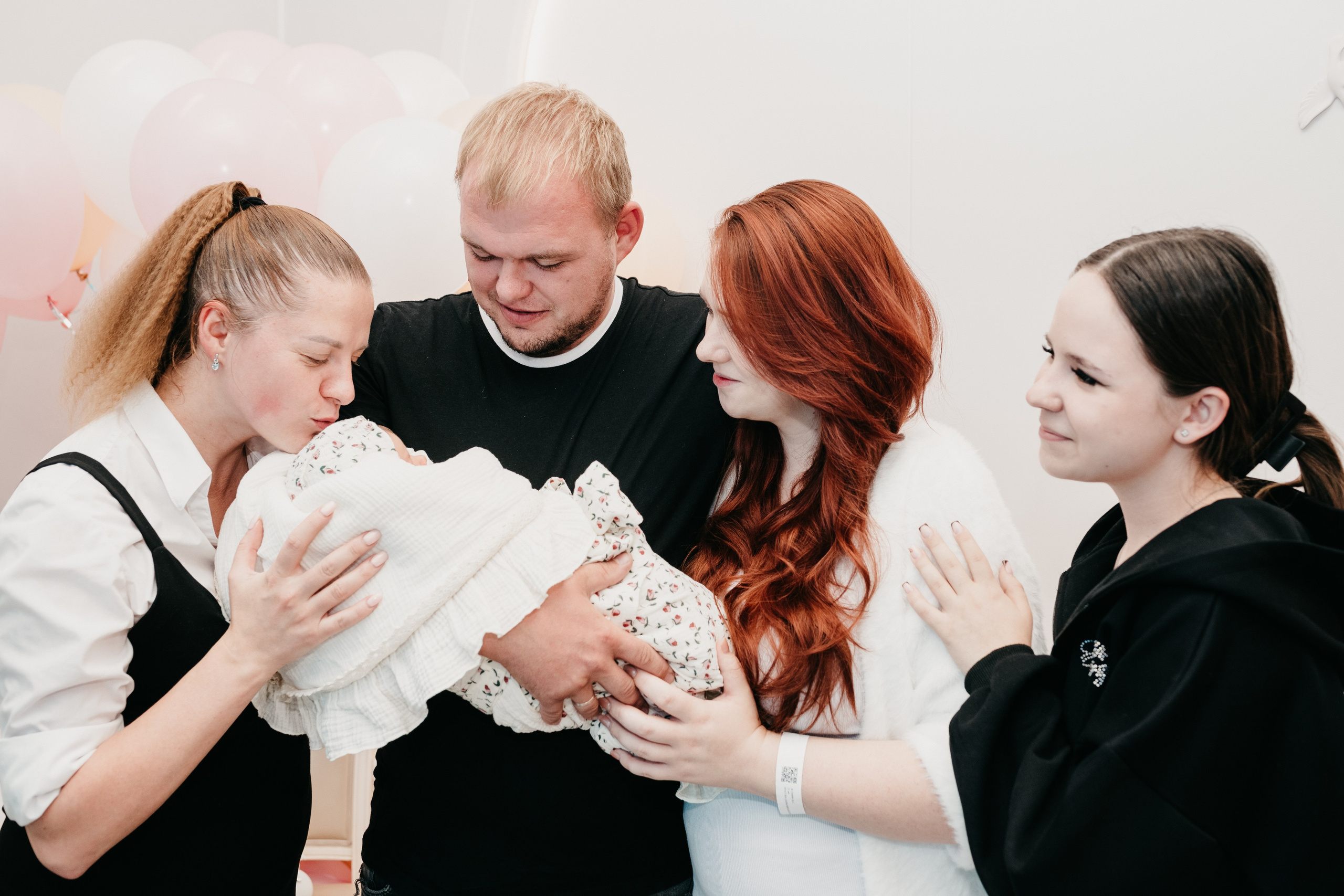 ВЫПИСКА ВАСИЛИСЫ. Фотограф на выписку из роддома в Москве и МО