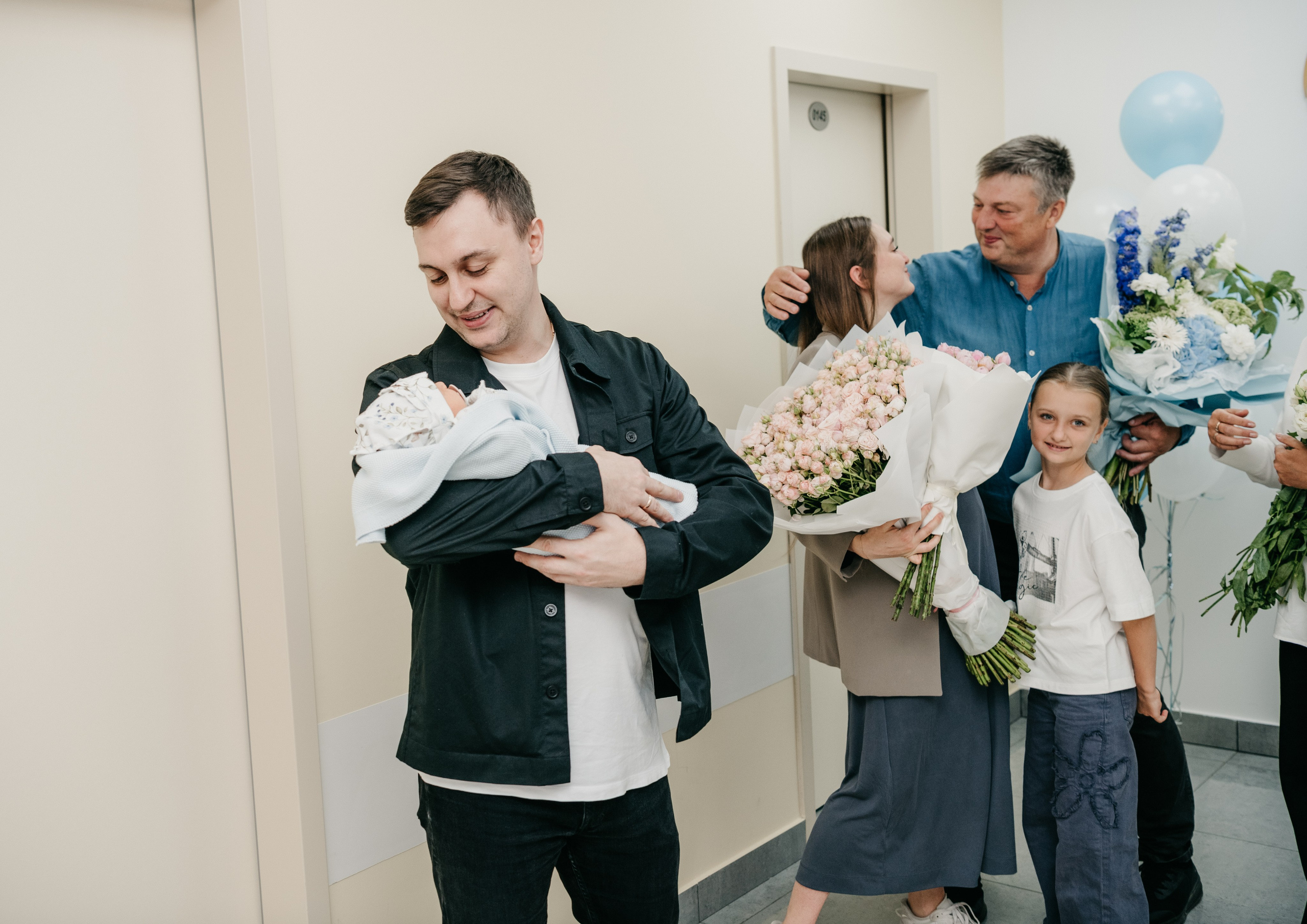 Выписка Александра. Мать и дитя. Фотограф на выписку из роддома в Москве и МО