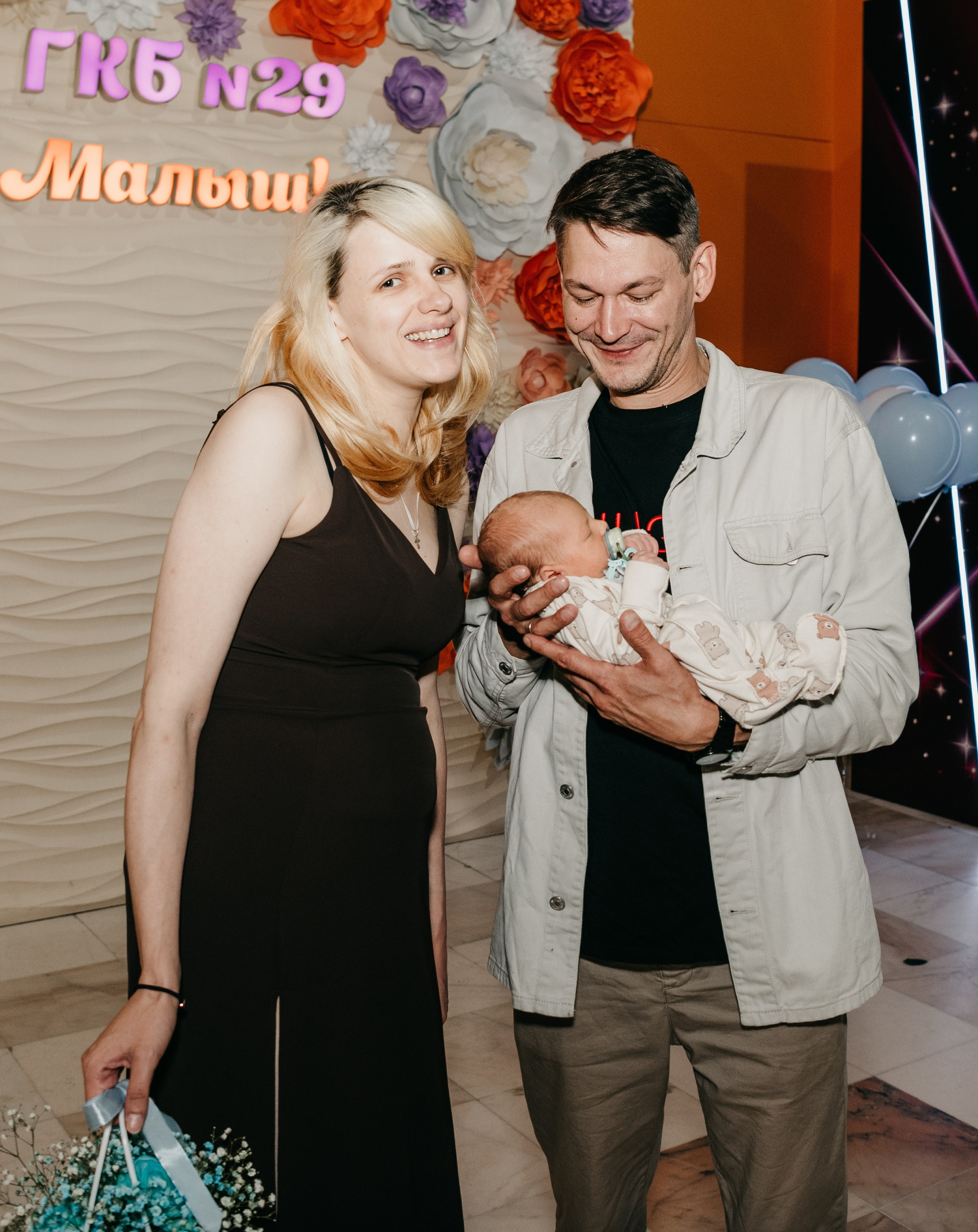 ВЫПИСКА НИКИТЫ.29 РОДДОМ. Фотограф на выписку из роддома в Москве и МО