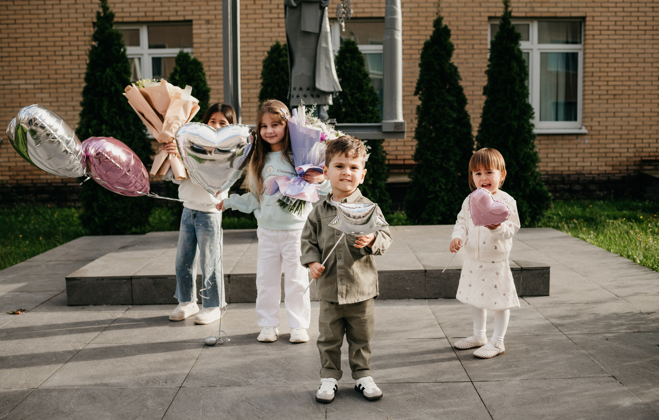 ВЫПИСКА АСМИРЫ. КРАСНОГОРСКИЙ РОДДОМ. Фотограф на выписку из роддома в Москве и МО
