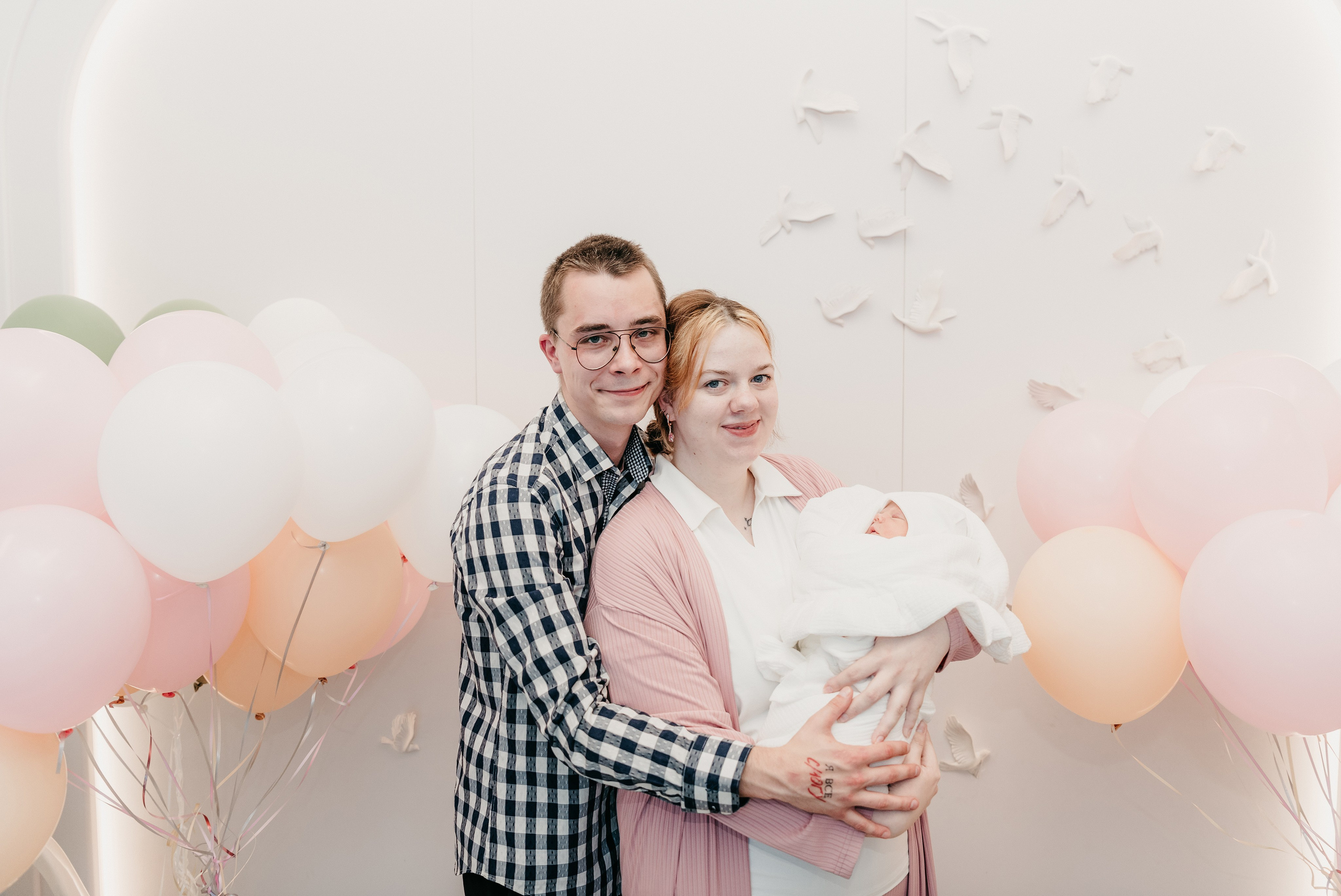 Выписка Юноны. Фотограф на выписку из роддома в Москве и МО