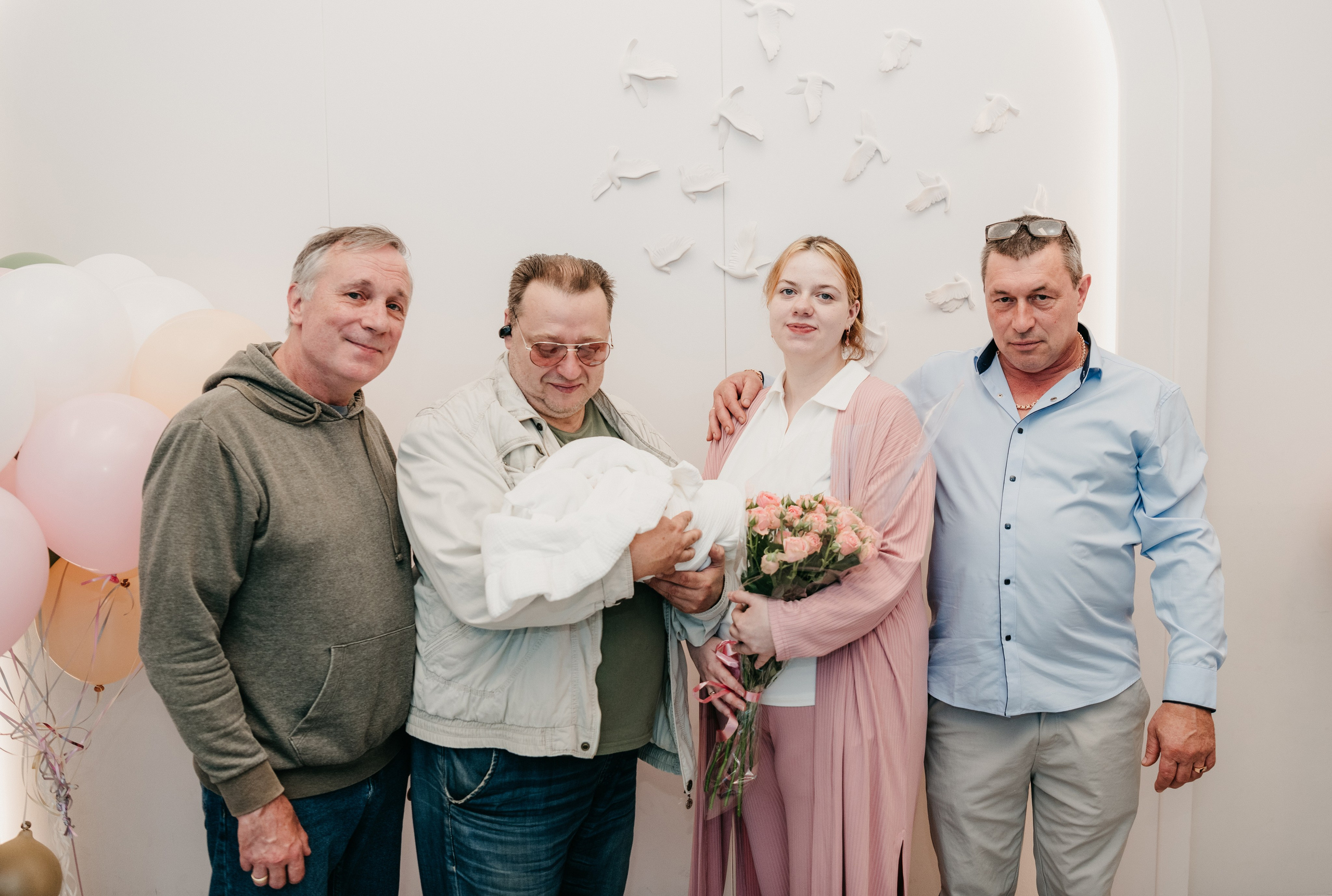 Выписка Юноны. Фотограф на выписку из роддома в Москве и МО