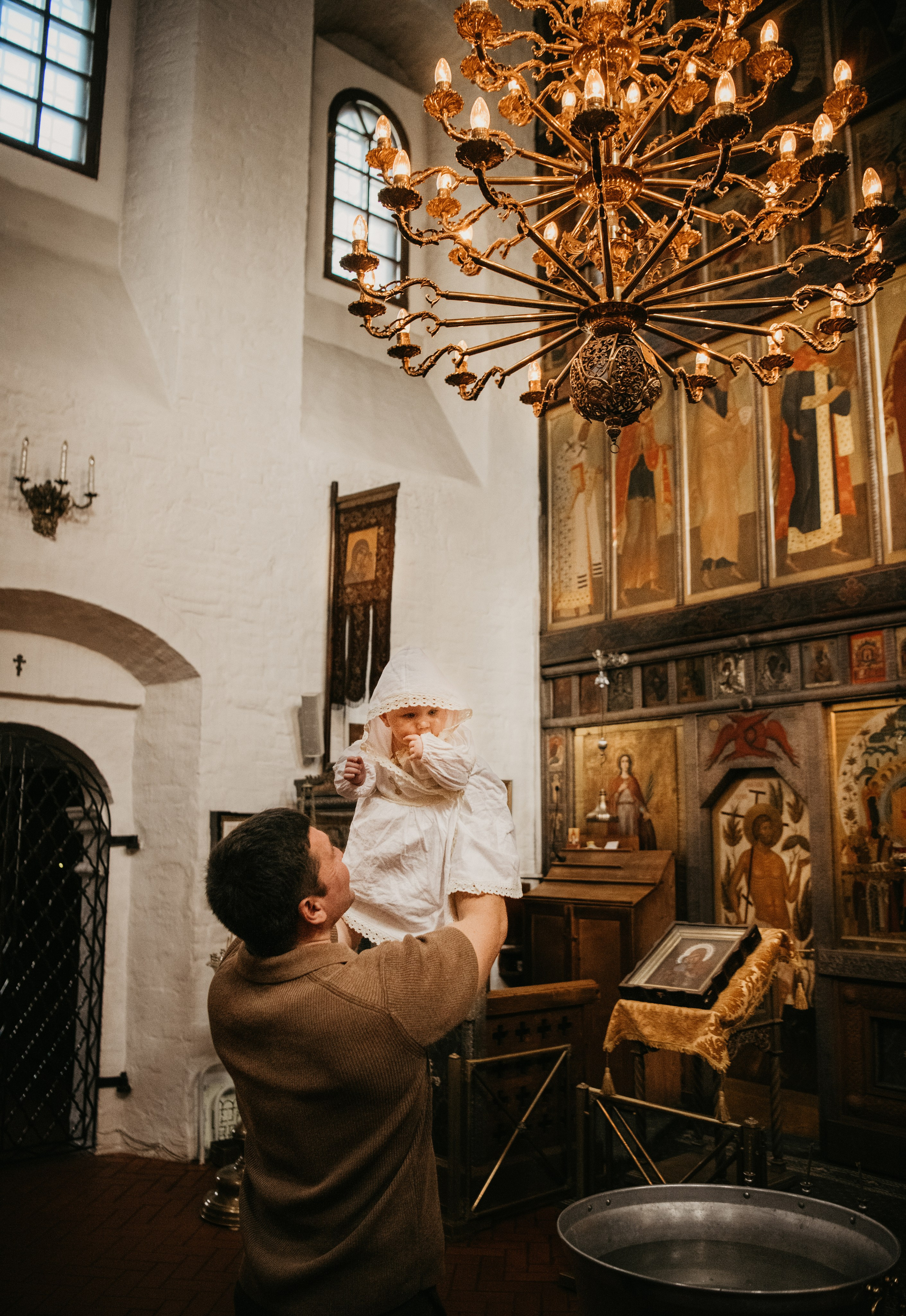 КРЕЩЕНИЕ ЕКАТЕРИНЫ. Фотограф на выписку из роддома в Москве и МО