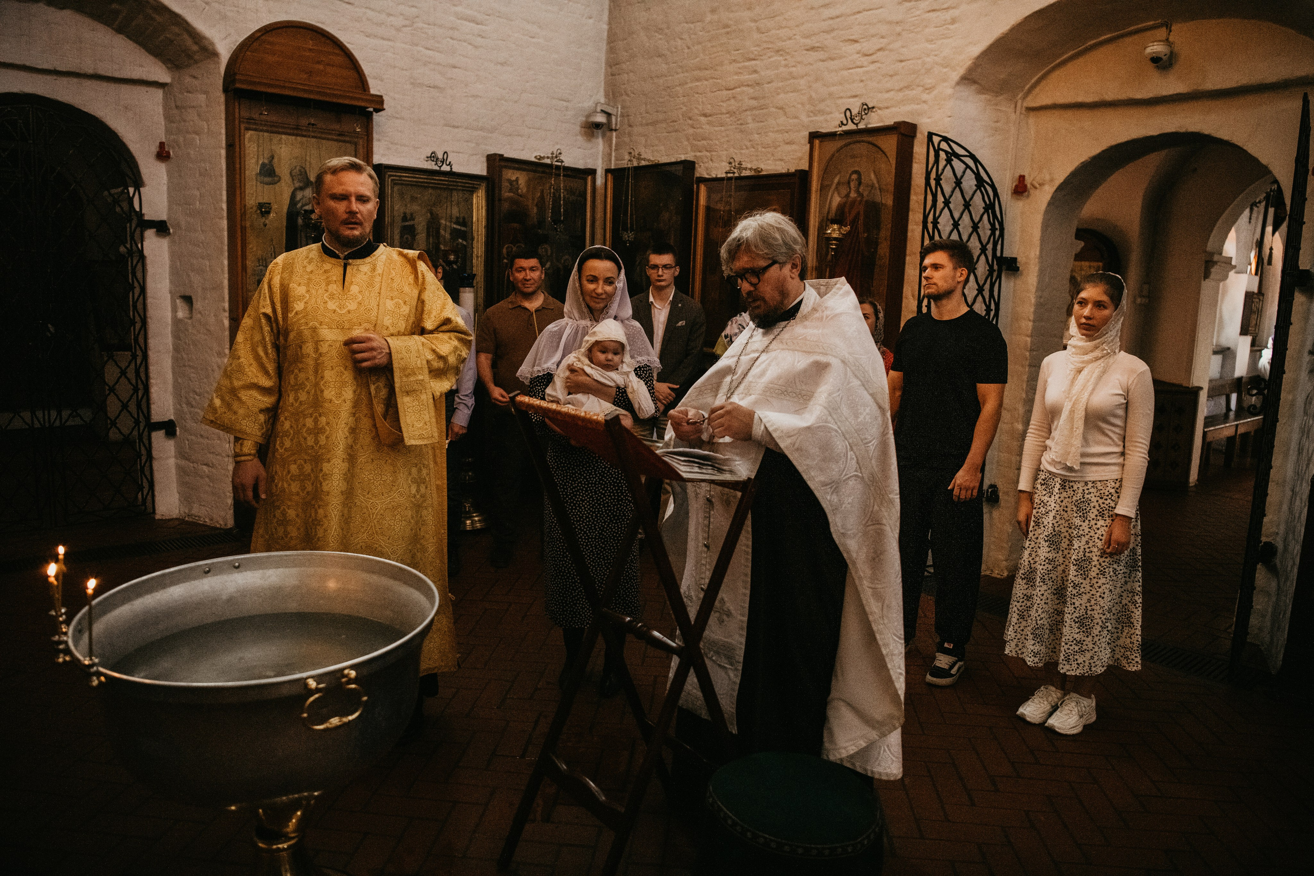 КРЕЩЕНИЕ ЕКАТЕРИНЫ. Фотограф на выписку из роддома в Москве и МО