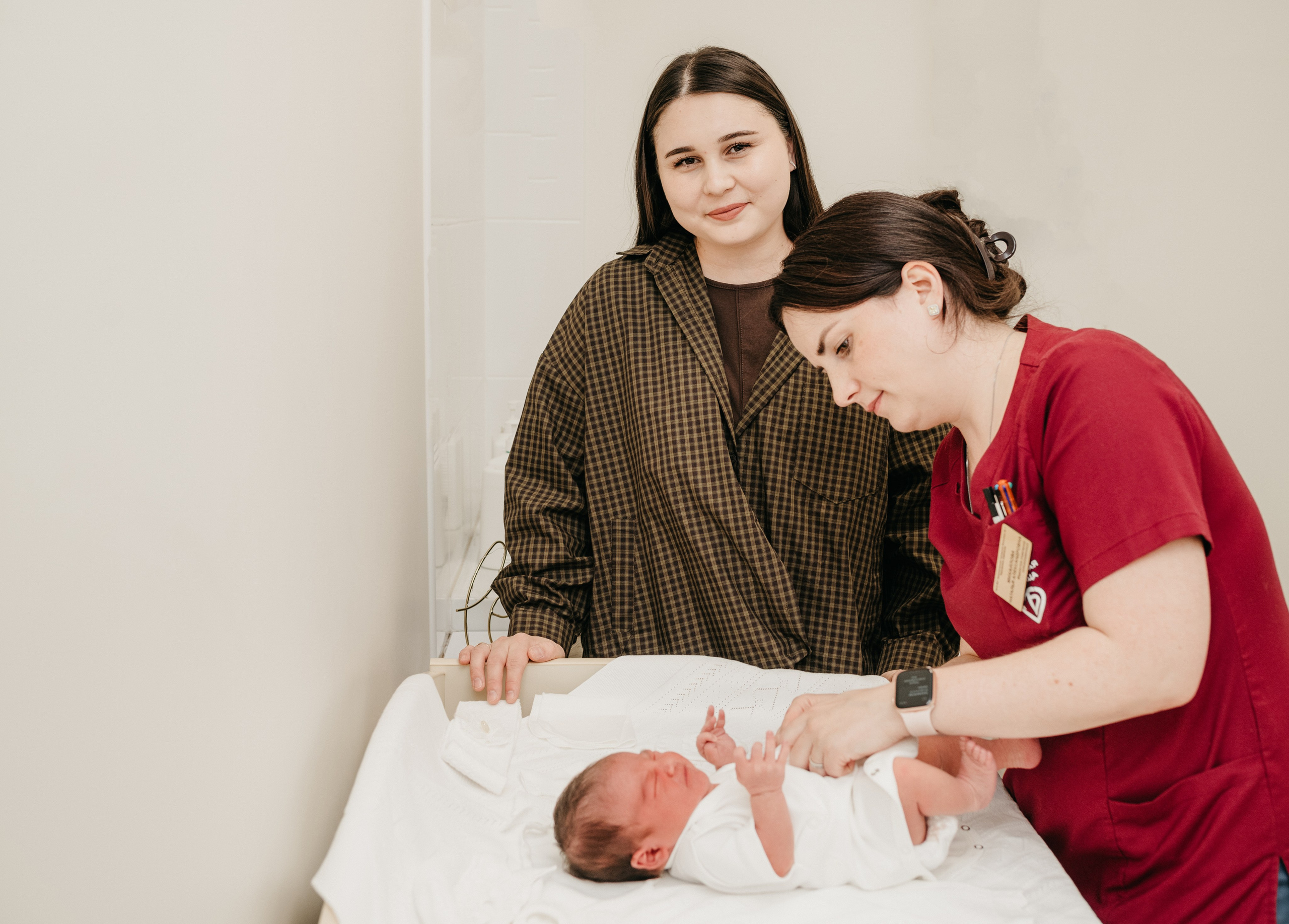 ВЫПИСКА АСМИРЫ. КРАСНОГОРСКИЙ РОДДОМ. Фотограф на выписку из роддома в Москве и МО