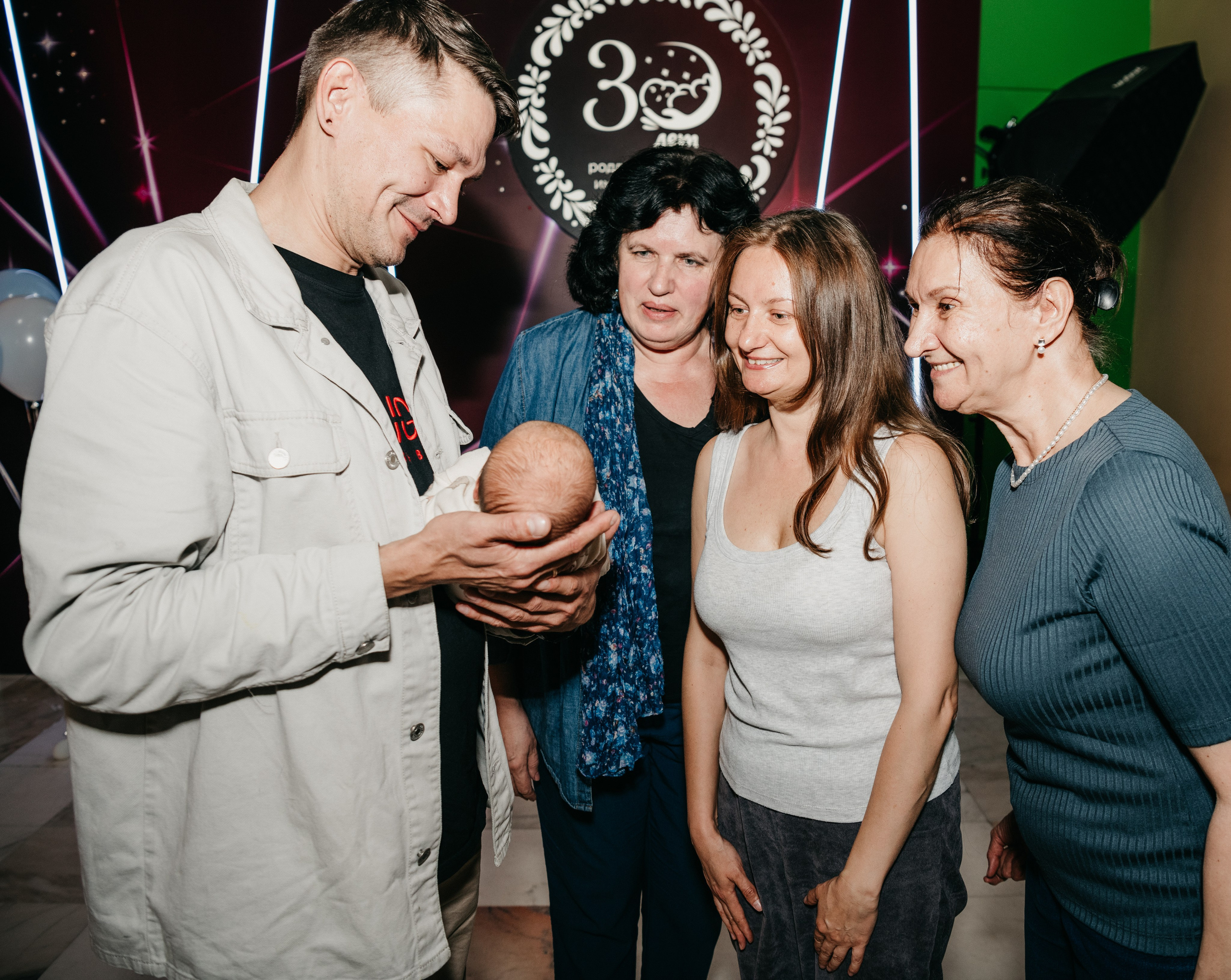 ВЫПИСКА НИКИТЫ.29 РОДДОМ. Фотограф на выписку из роддома в Москве и МО