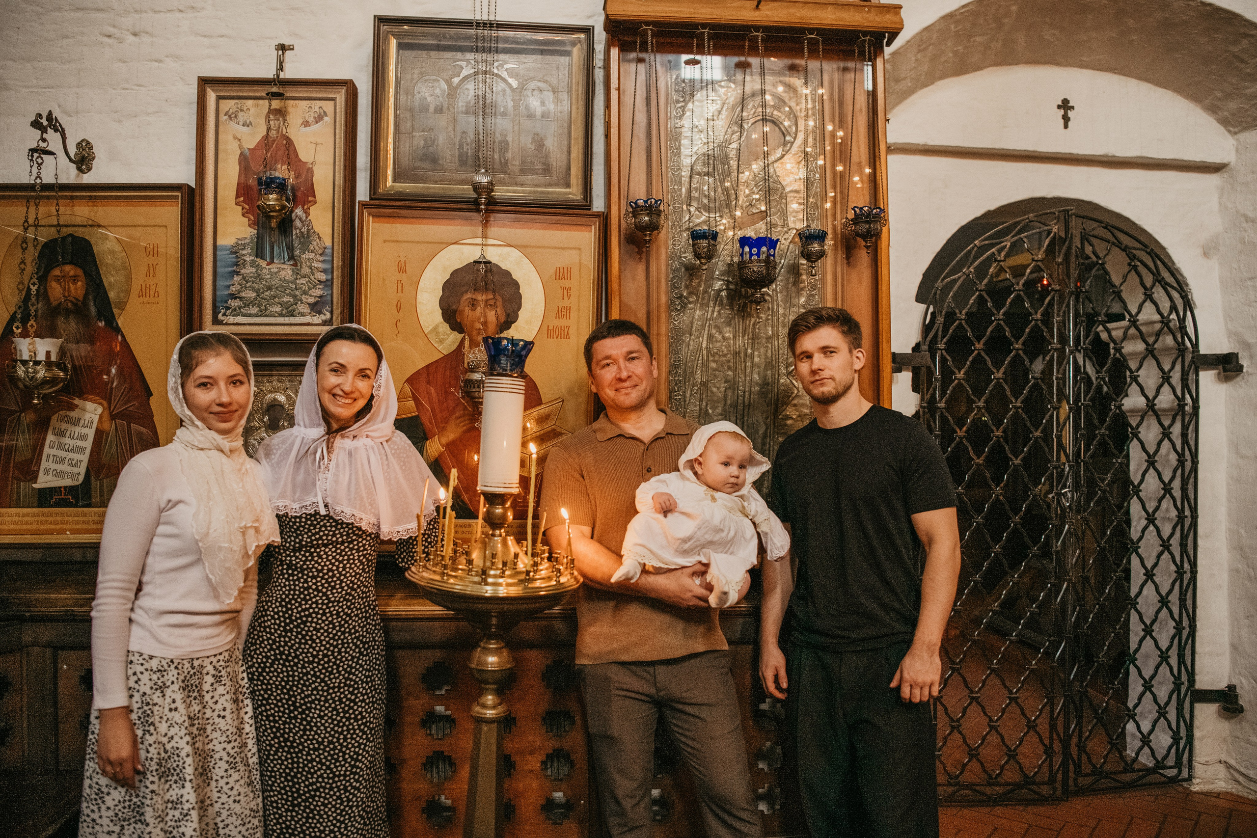 КРЕЩЕНИЕ ЕКАТЕРИНЫ. Фотограф на выписку из роддома в Москве и МО