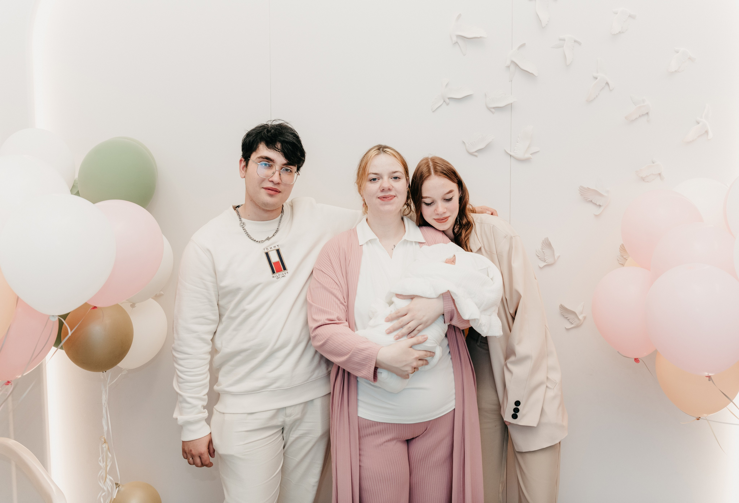 Выписка Юноны. Фотограф на выписку из роддома в Москве и МО