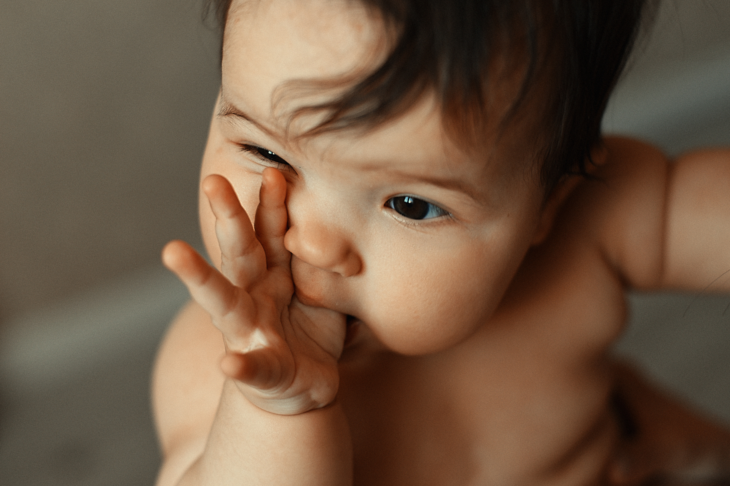 Уютные съемки для малышей у Вас дома. Семейный, детский фотограф, домашняясъемка в г. Оренбурге