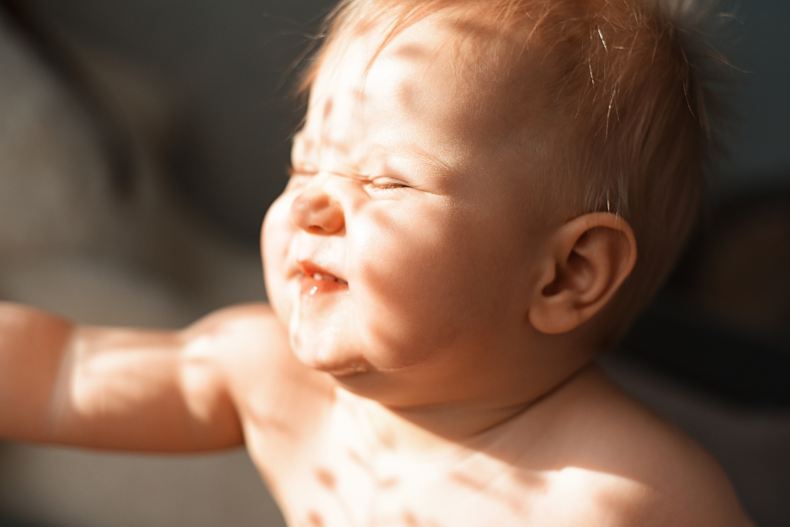 Уютные съемки для малышей у Вас дома. Семейный, детский фотограф, домашняясъемка в г. Оренбурге