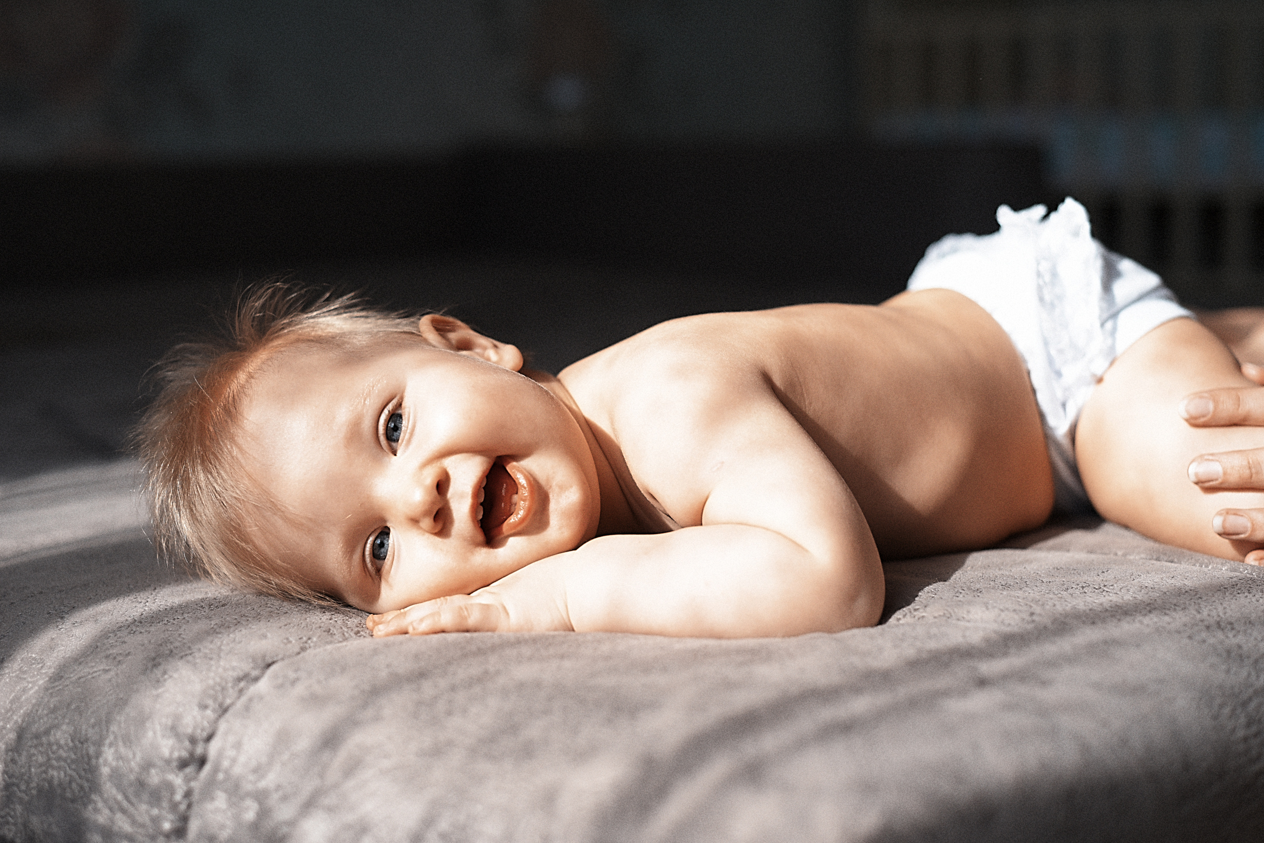 Уютные съемки для малышей у Вас дома. Семейный, детский фотограф, домашняясъемка в г. Оренбурге