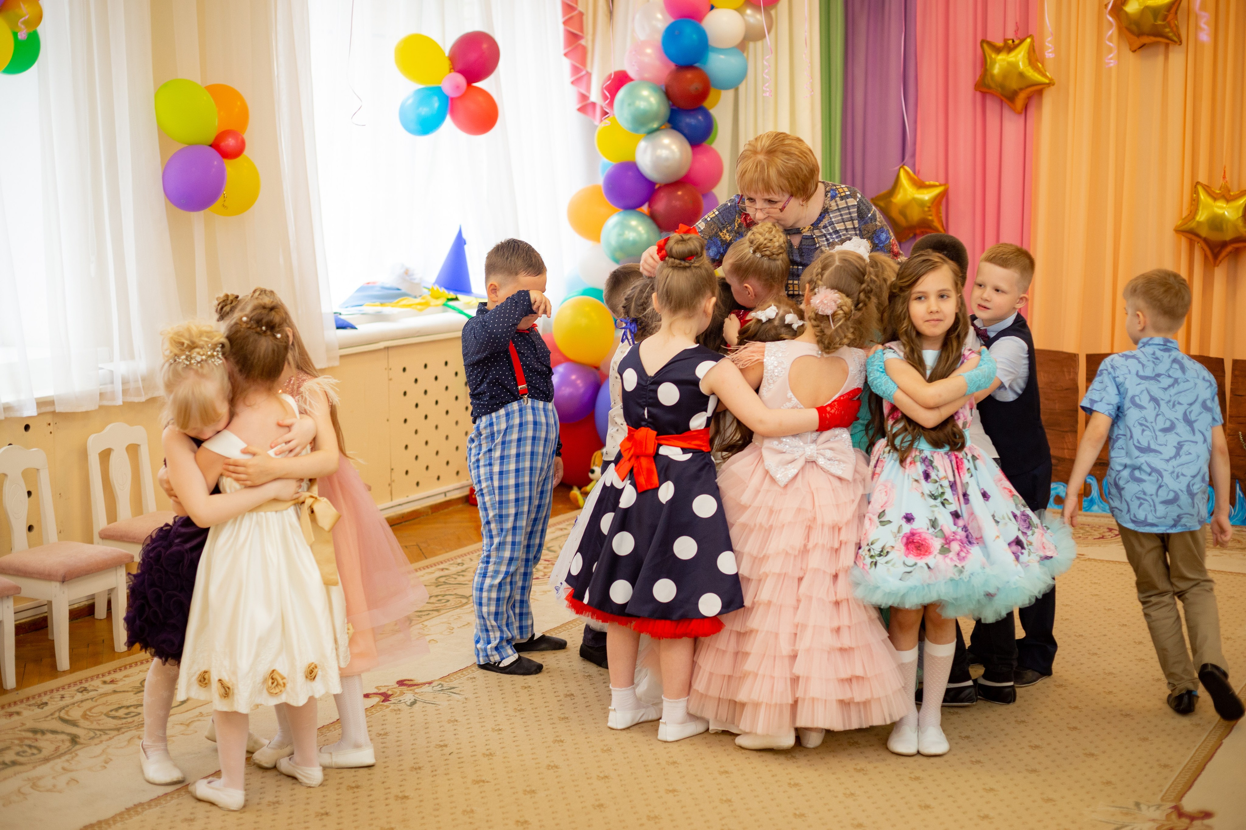 Съёмки праздников и выпускных в детских садиках и школах. Семейный и детский фотограф Эльвира Билибина