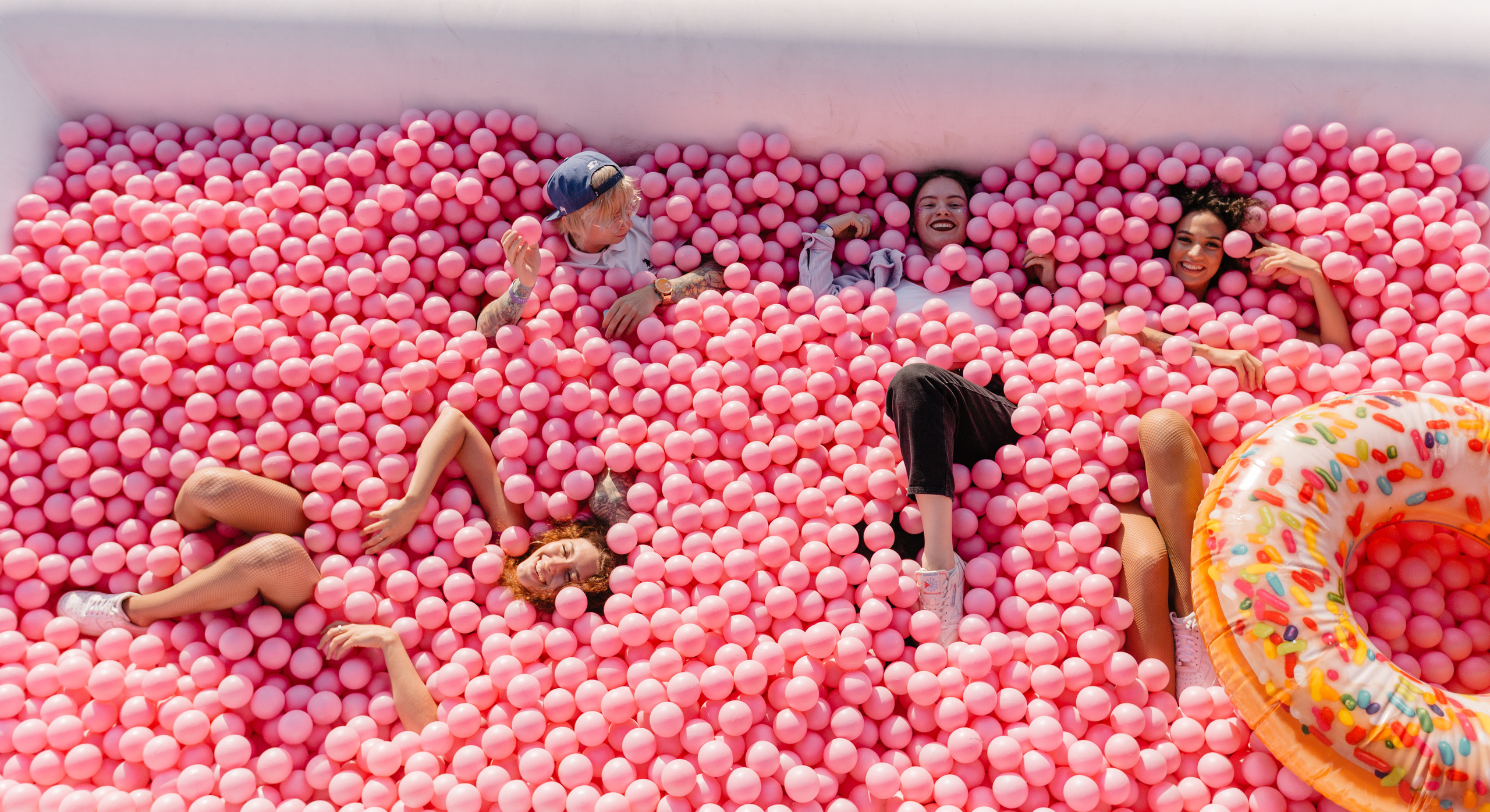 Корпоратив в ROOF PLACE. Фотограф Виктория Дунаевская в Санкт Петербурге