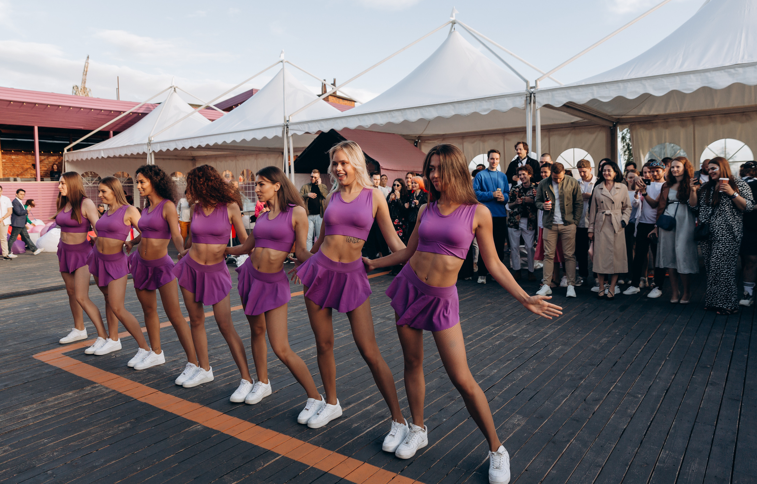 Корпоратив в ROOF PLACE. Фотограф Виктория Дунаевская в Санкт Петербурге