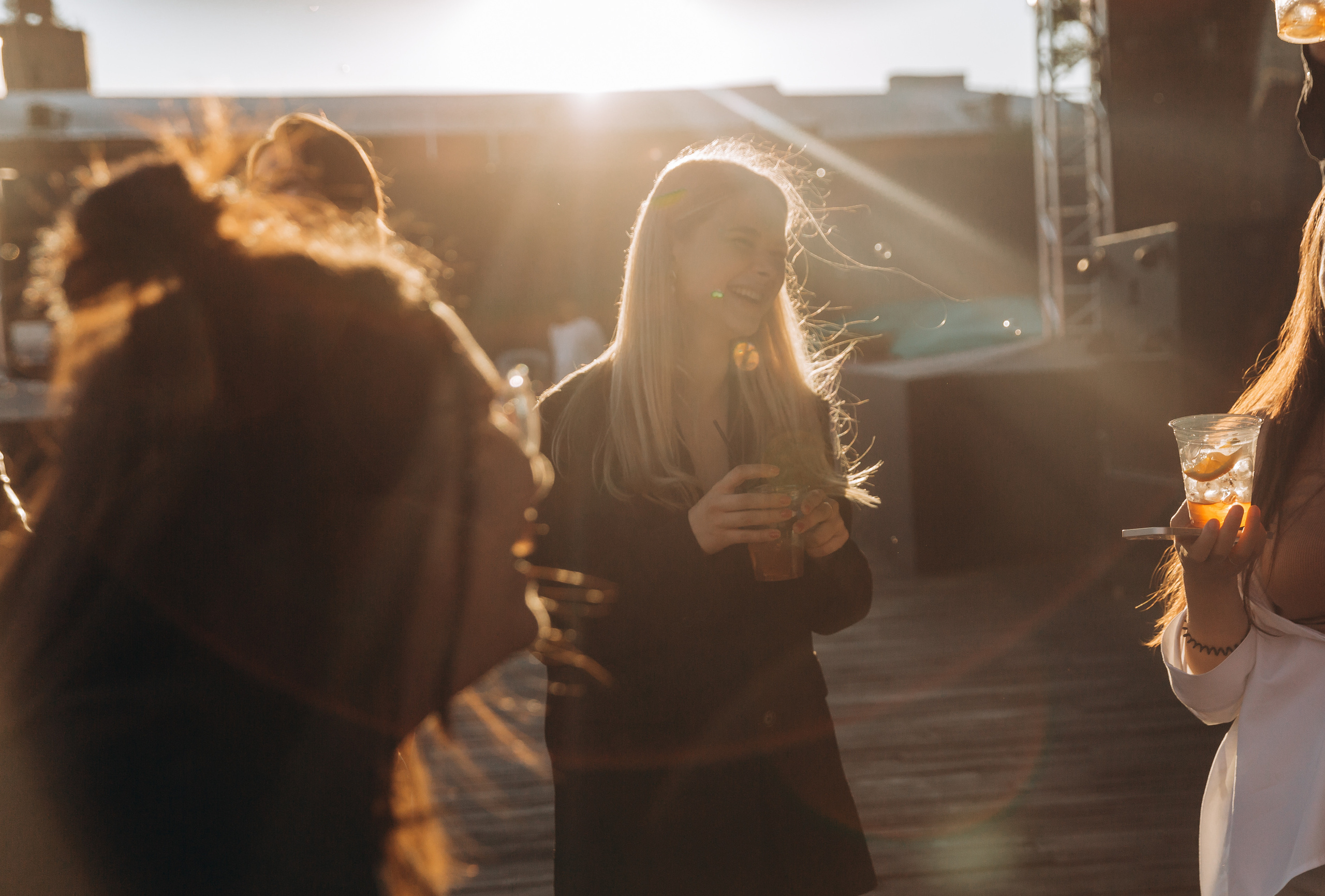 Корпоратив в ROOF PLACE. Фотограф Виктория Дунаевская в Санкт Петербурге