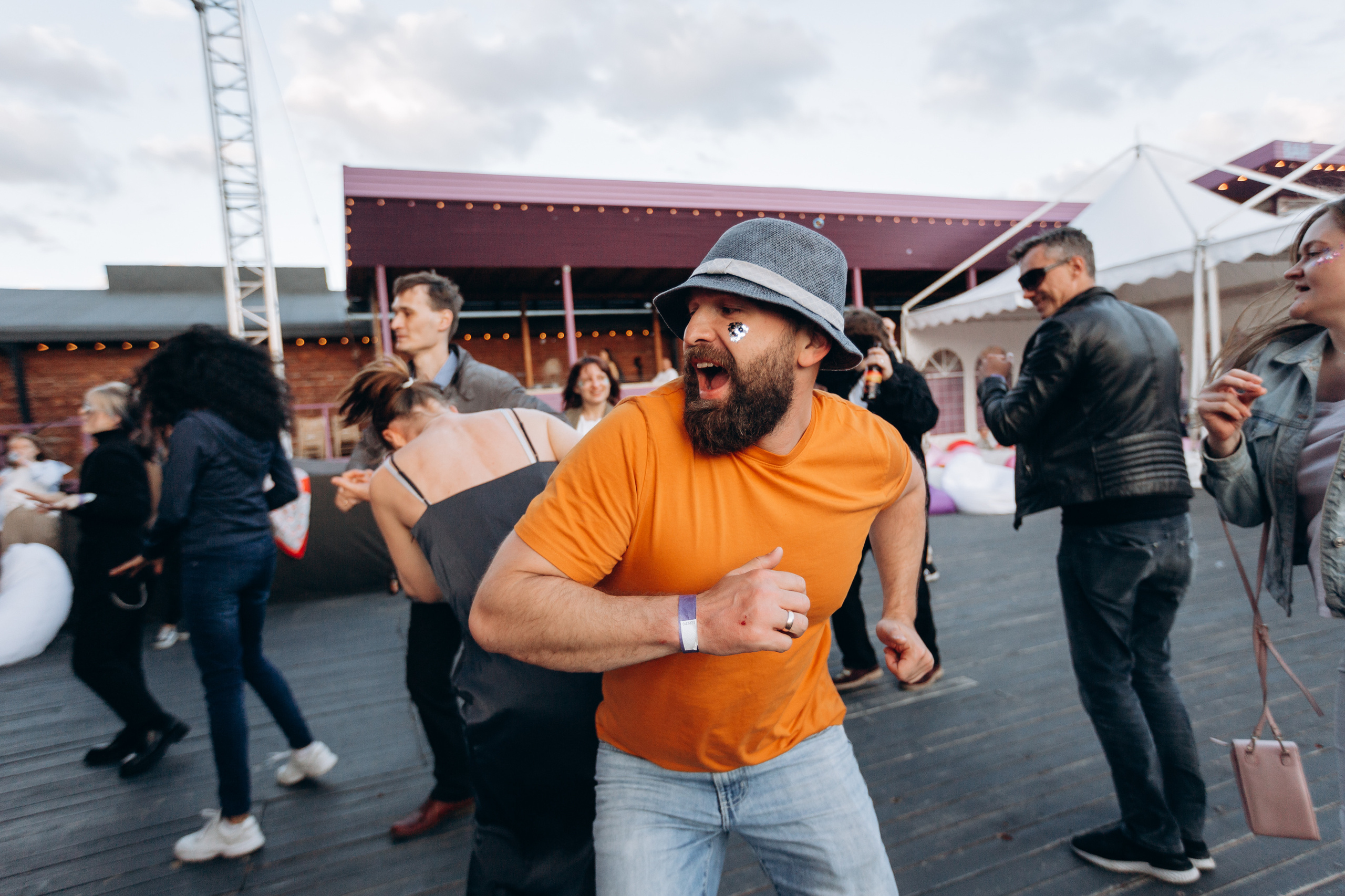 Корпоратив в ROOF PLACE. Фотограф Виктория Дунаевская в Санкт Петербурге