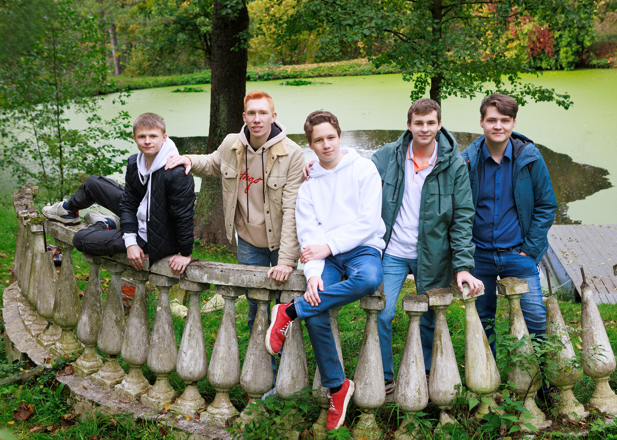 Школа 9 — 11 классы. Выпускные альбомы для школ и детских садов