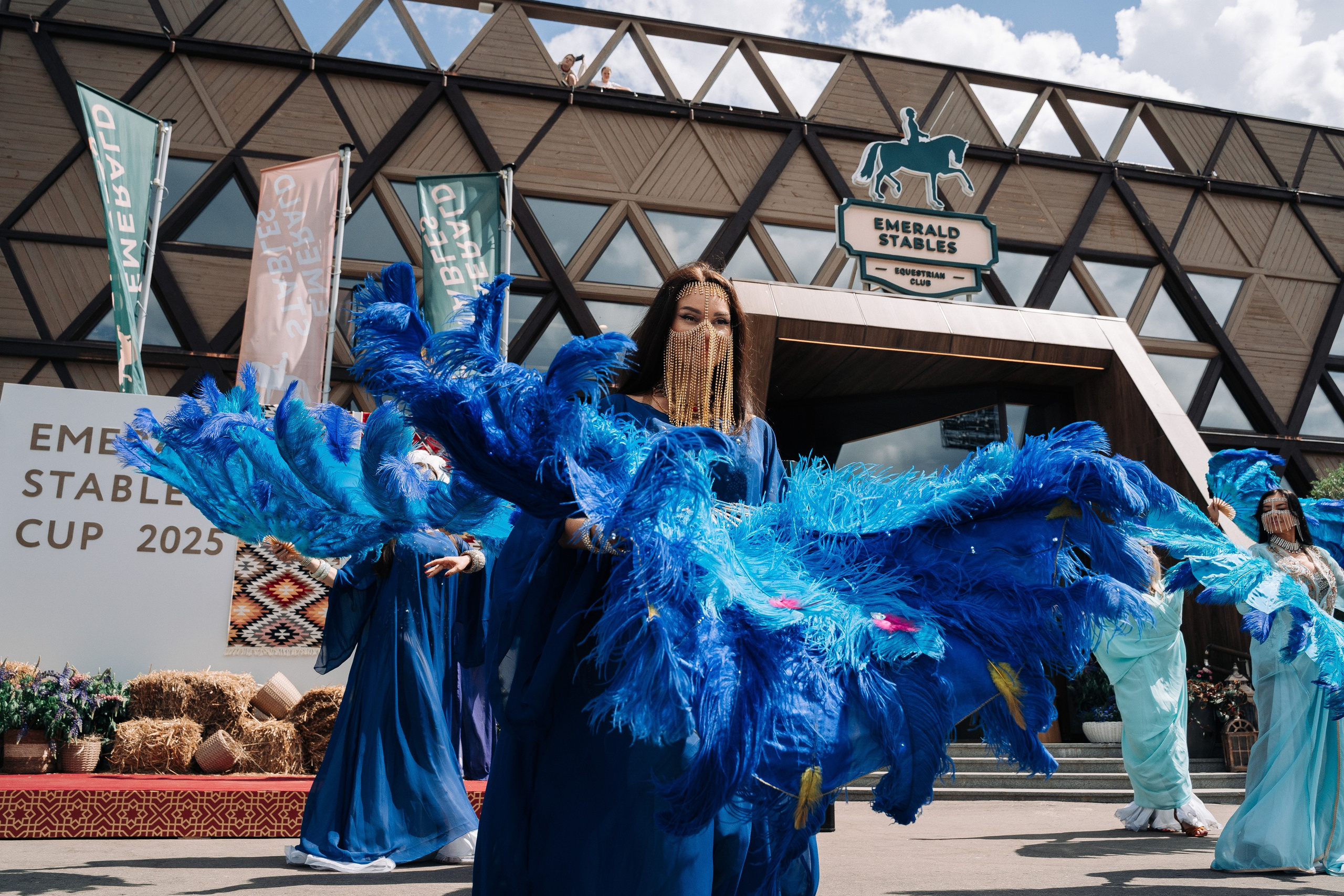 Магия Востока в Emerald Stables. Свадебный и семейный фотограф в Москве и МО Геннадий Туманцев