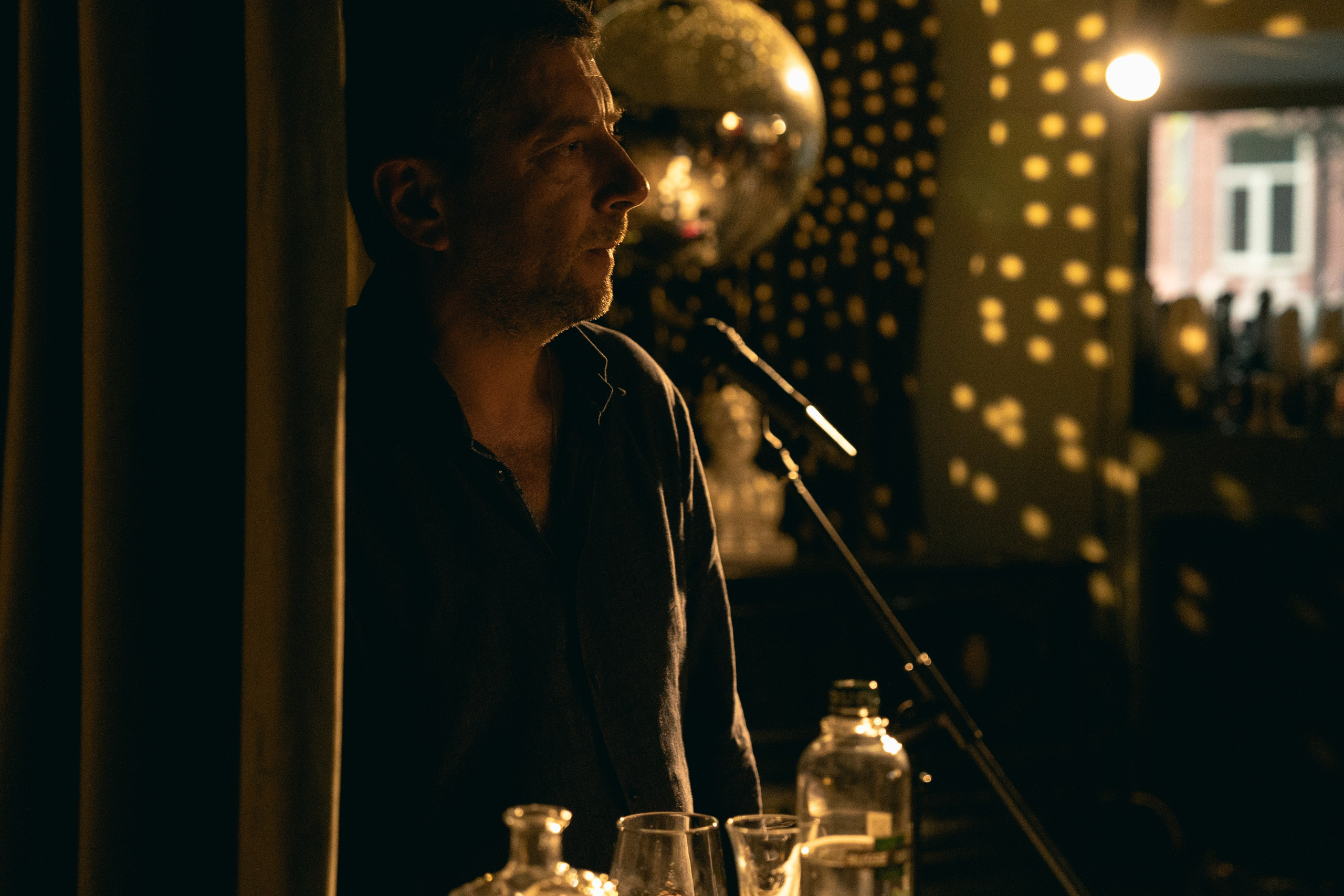 Алексей Агранович. Творческий вечер. Кабаре ШУМ. Alexey Agranovich. Фотограф Ирина Соколенко Санкт-Петербург