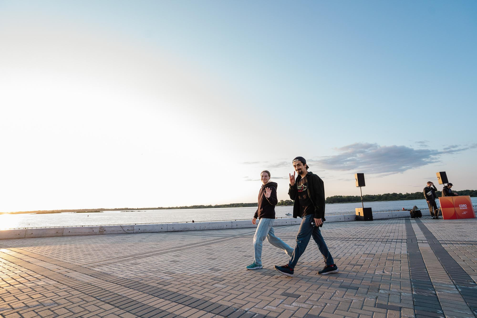 Соло на закате